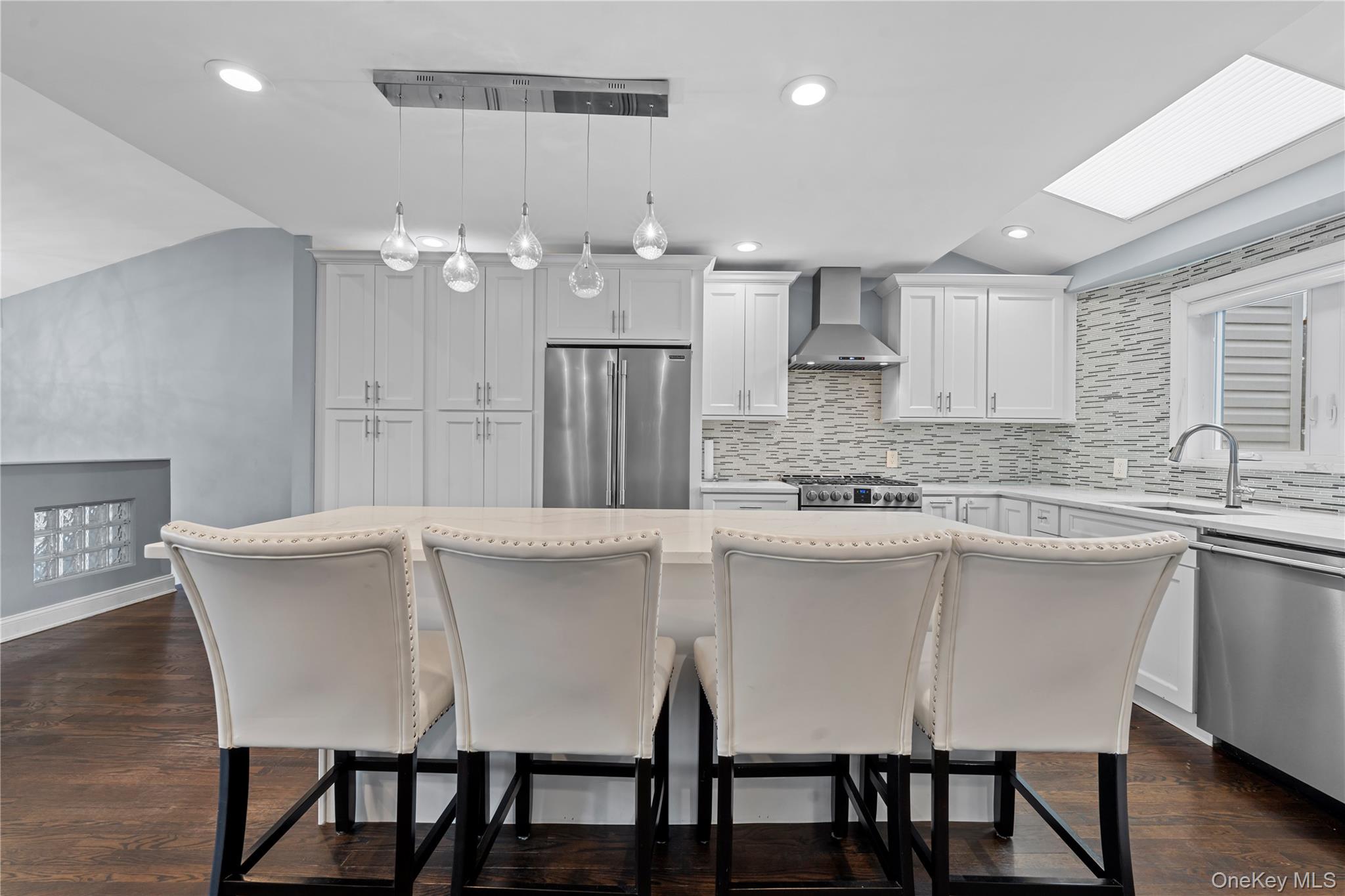 #8 photo, 2812 Covered Bridge Road, নাসাউ কাউন্টি Merrick , NY 11566