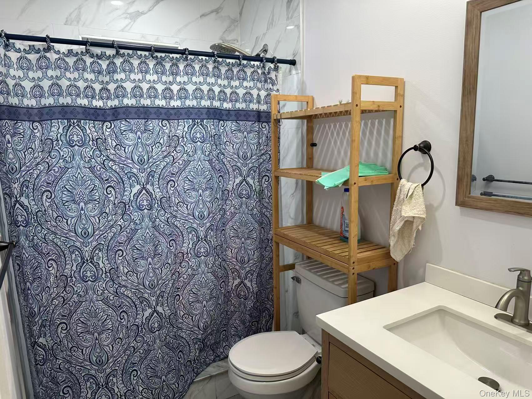 #18 photo, 173 Davenport Street, সাফোক কাউন্টি Lindenhurst , NY 11757