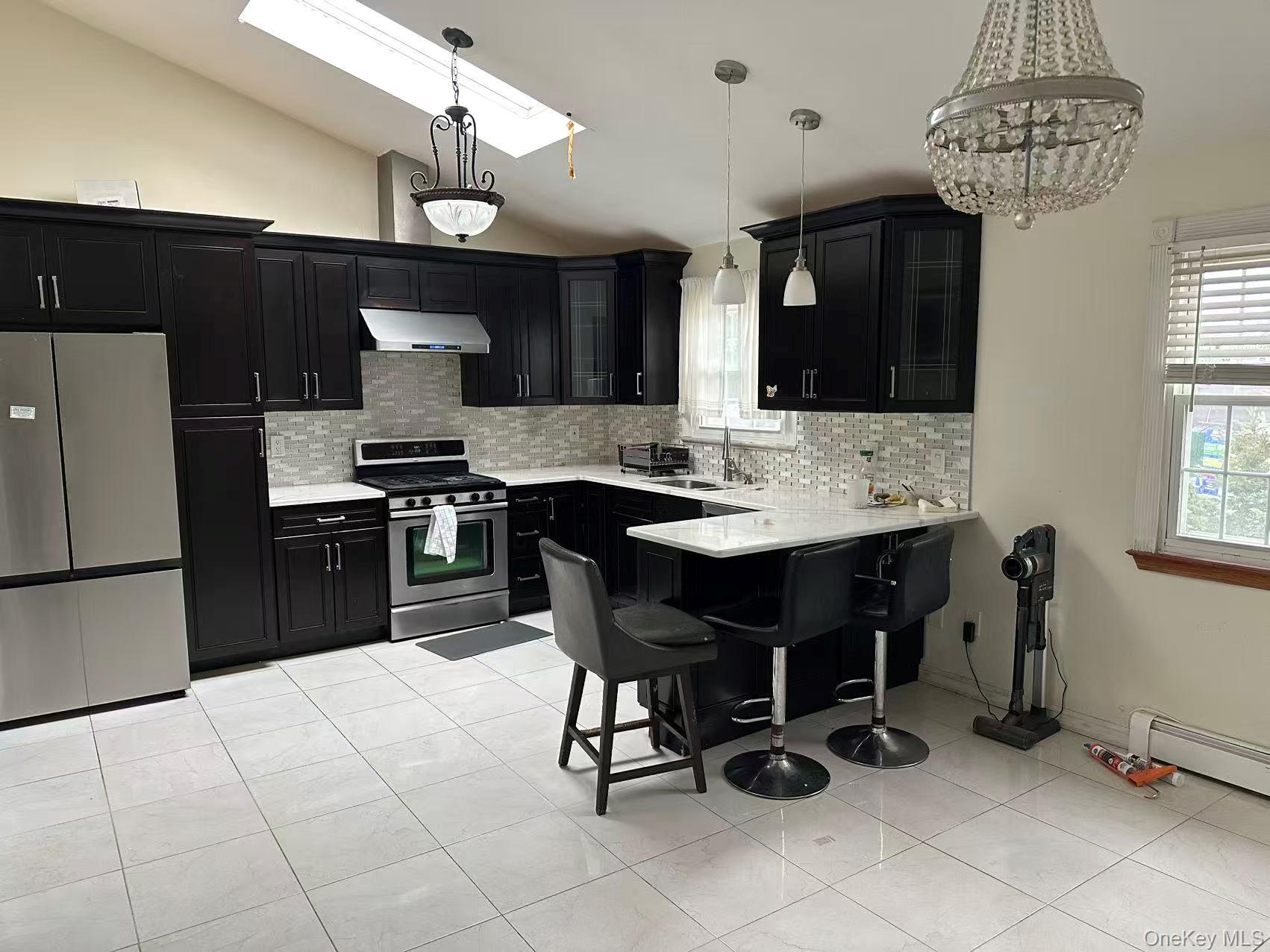 #4 photo, 173 Davenport Street, সাফোক কাউন্টি Lindenhurst , NY 11757