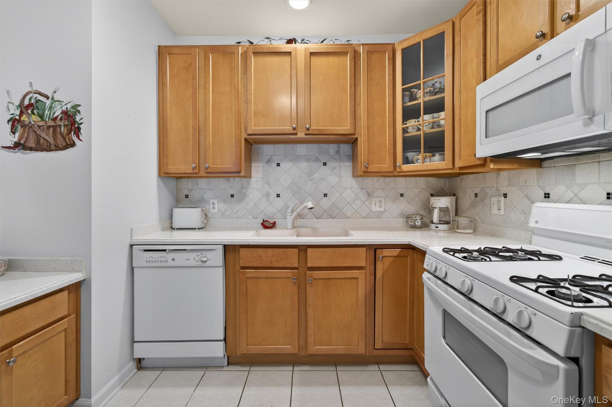 #13 photo, 28 N De Baun Avenue, Suffern , NY 10901