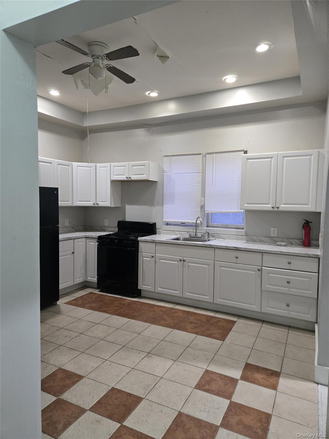 #3 photo, 14 Warren Street, Ellenville , NY 12428