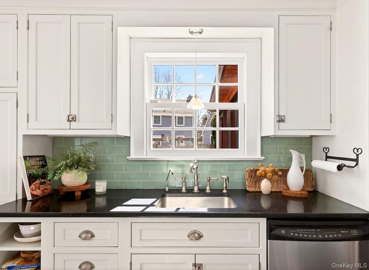 #16 photo, 48 Fenwick Road, Hastings-on-Hudson , NY 10706