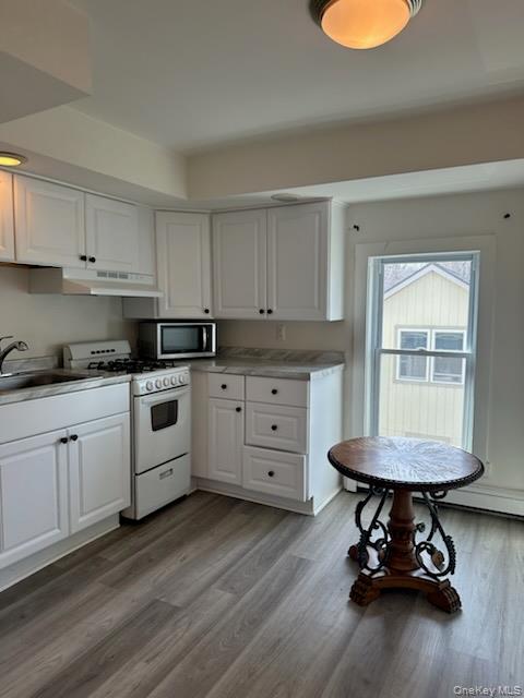 #5 photo, 17 West, Warwick , NY 10990