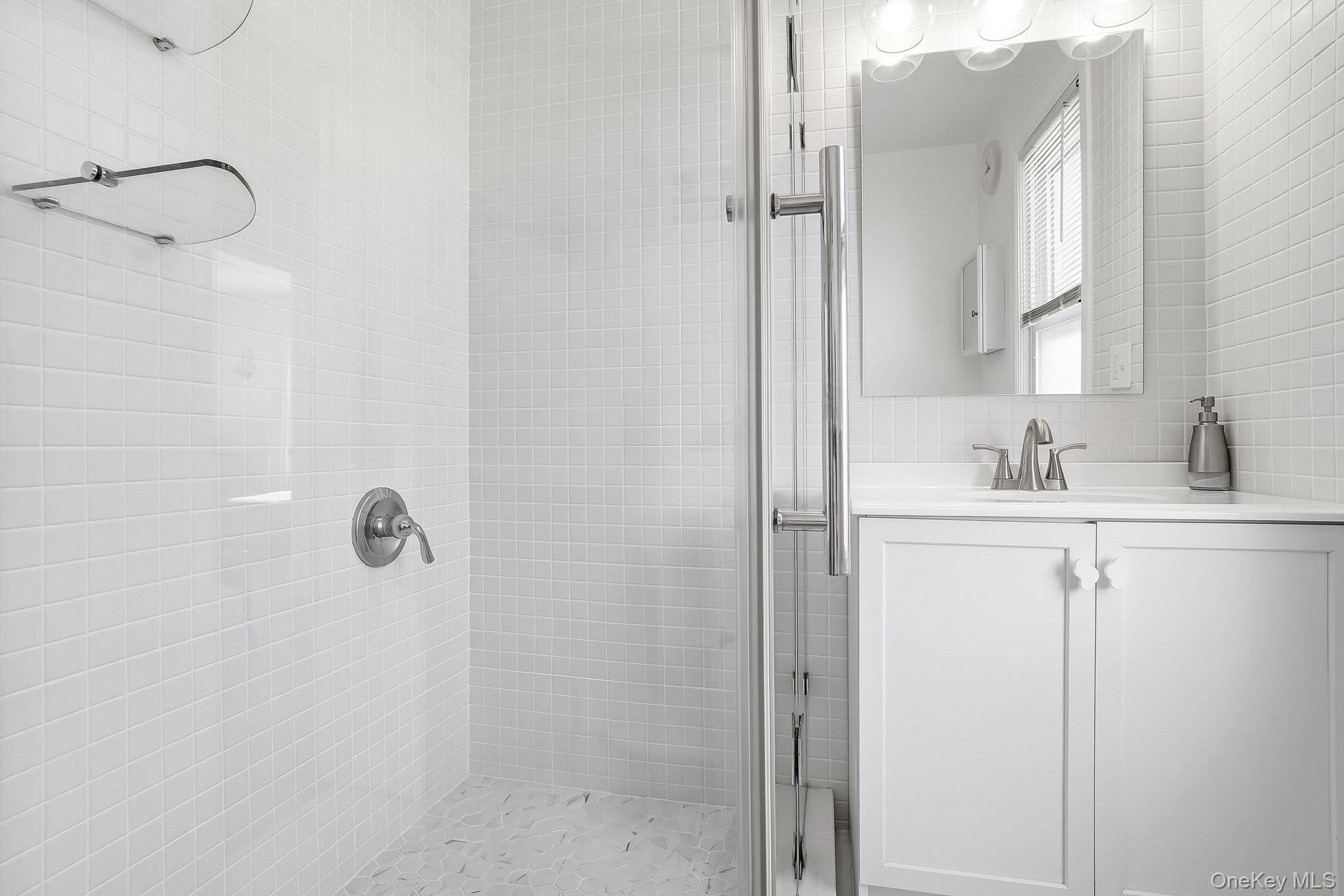 #19 photo, 11 S Cedar Street, Beacon , NY 12508