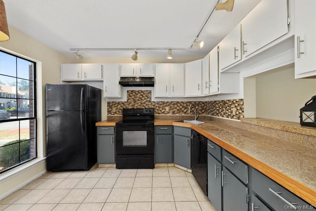 #3 photo, 19 Moore Lane, Washingtonville , NY 10992