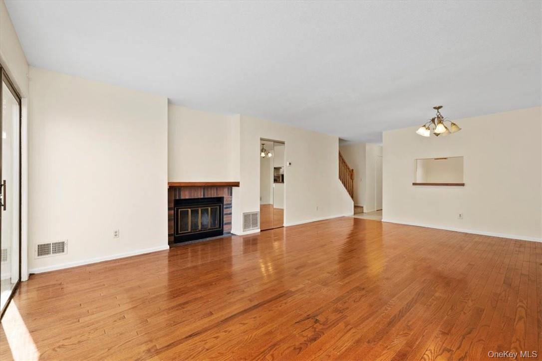 #4 photo, 19 Moore Lane, Washingtonville , NY 10992