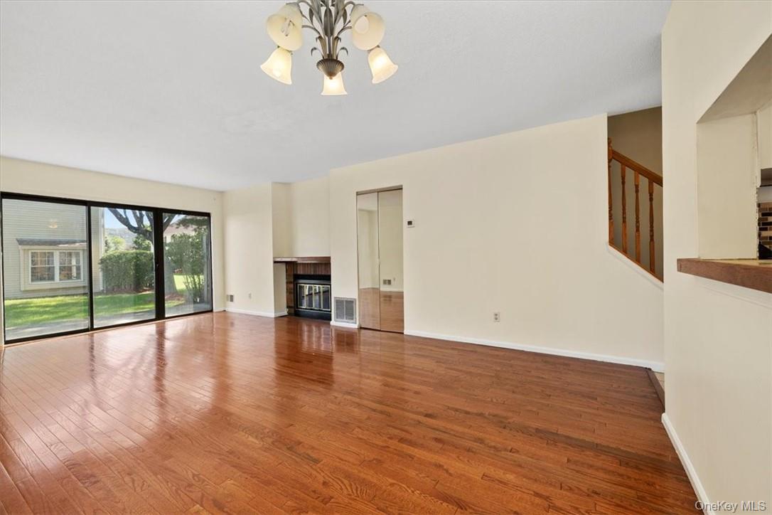 #5 photo, 19 Moore Lane, Washingtonville , NY 10992