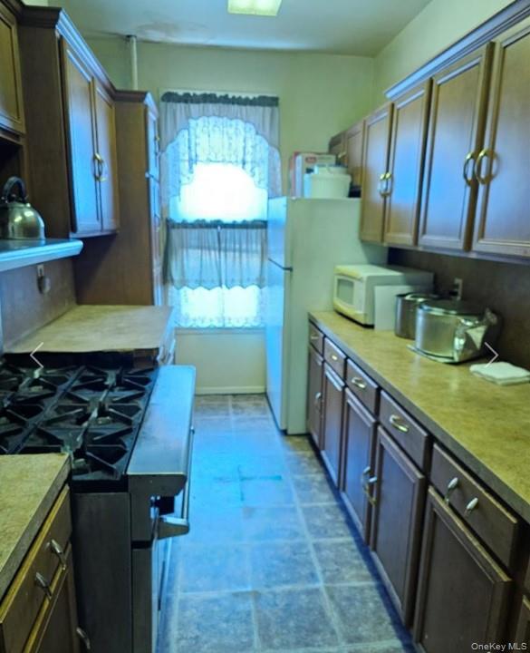 #8 photo, 1705 St. Johns Place, Brooklyn , NY 11223