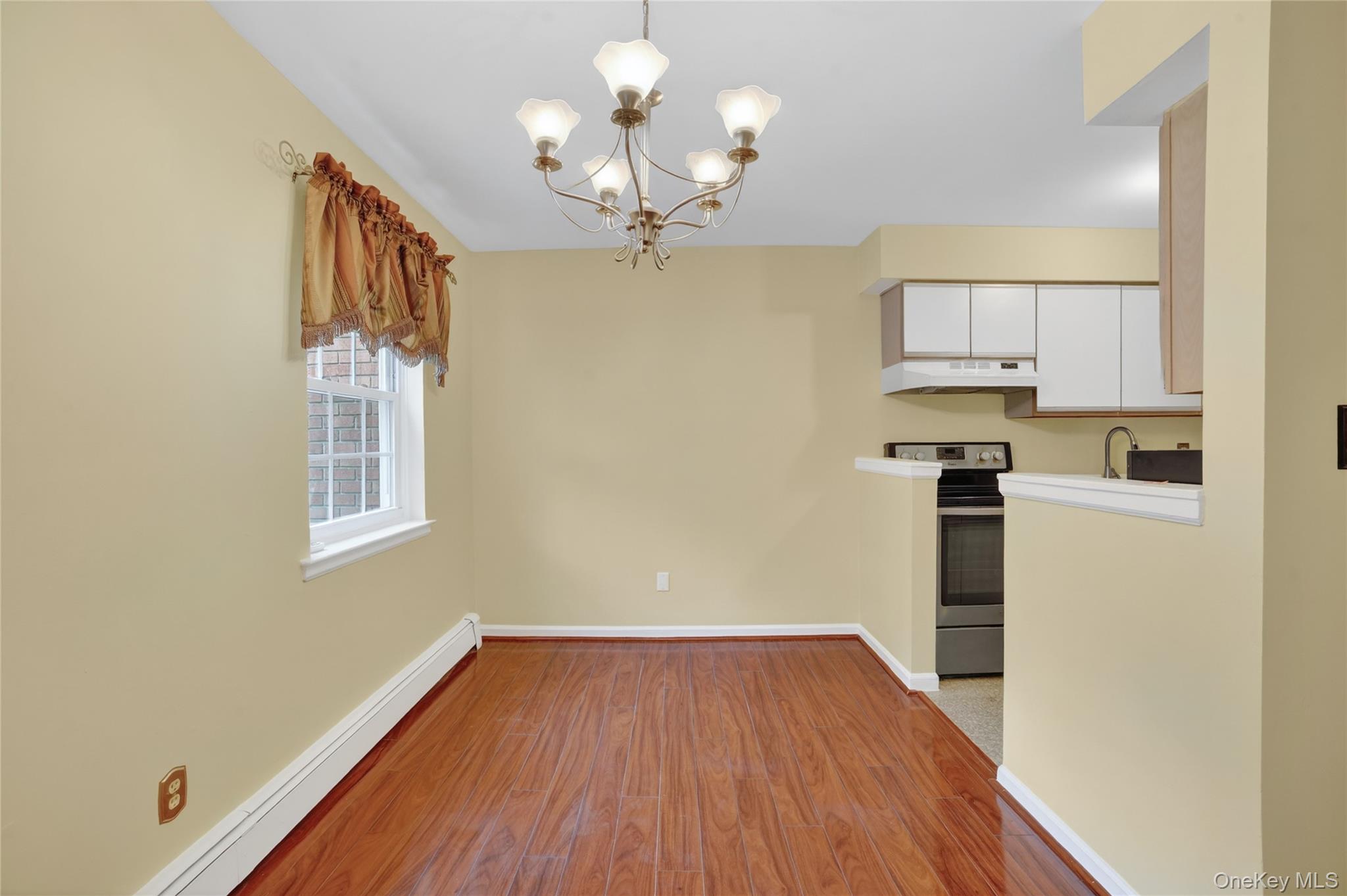 #10 photo, 107 Nottingham Road, Bedford Hills , NY 10507