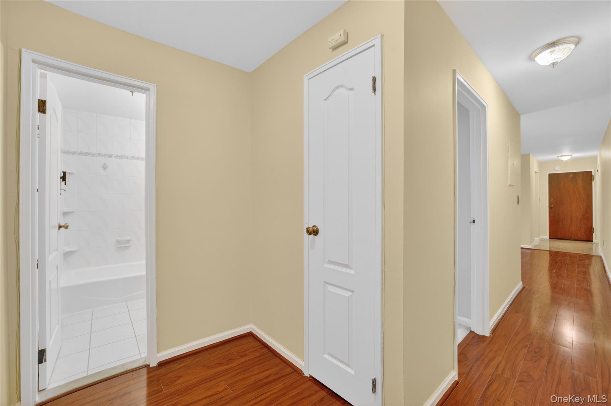 #14 photo, 107 Nottingham Road, Bedford Hills , NY 10507