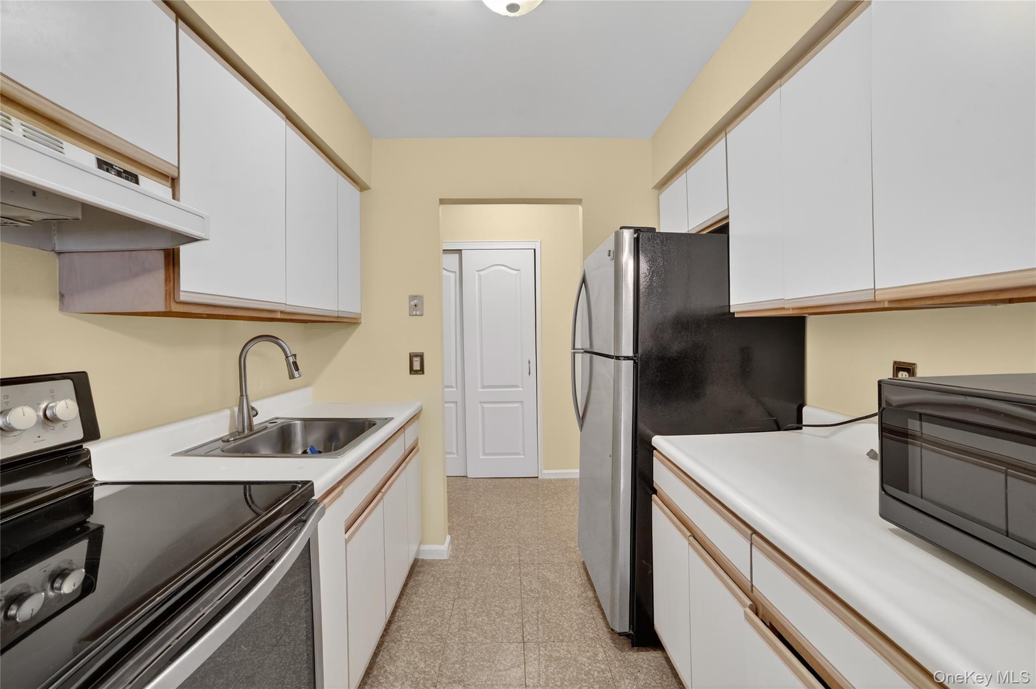 #7 photo, 107 Nottingham Road, Bedford Hills , NY 10507