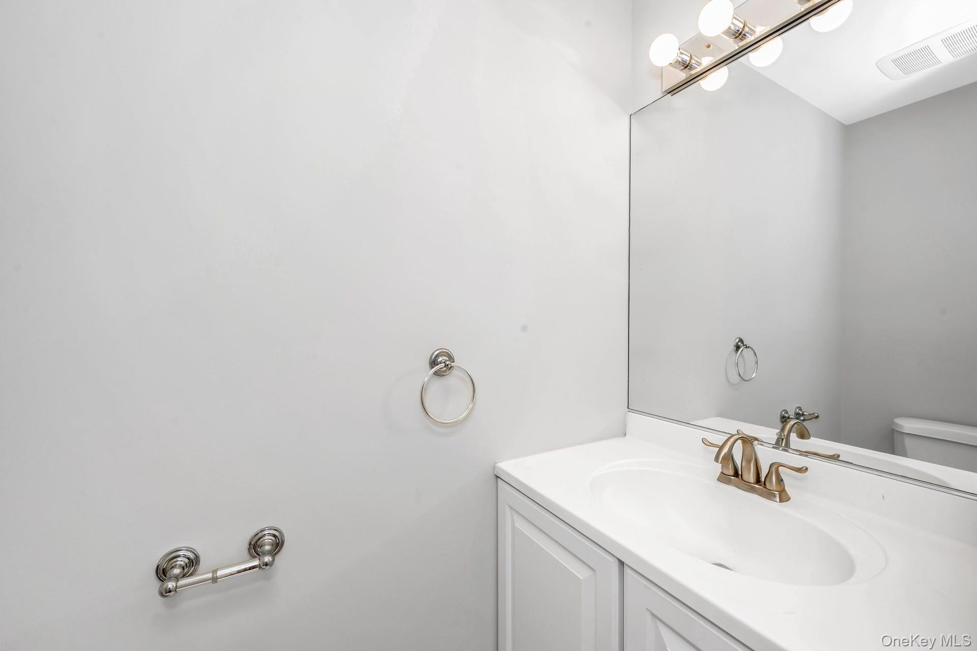 #11 photo, 69 Ellsworth Avenue, Harrison , NY 10528