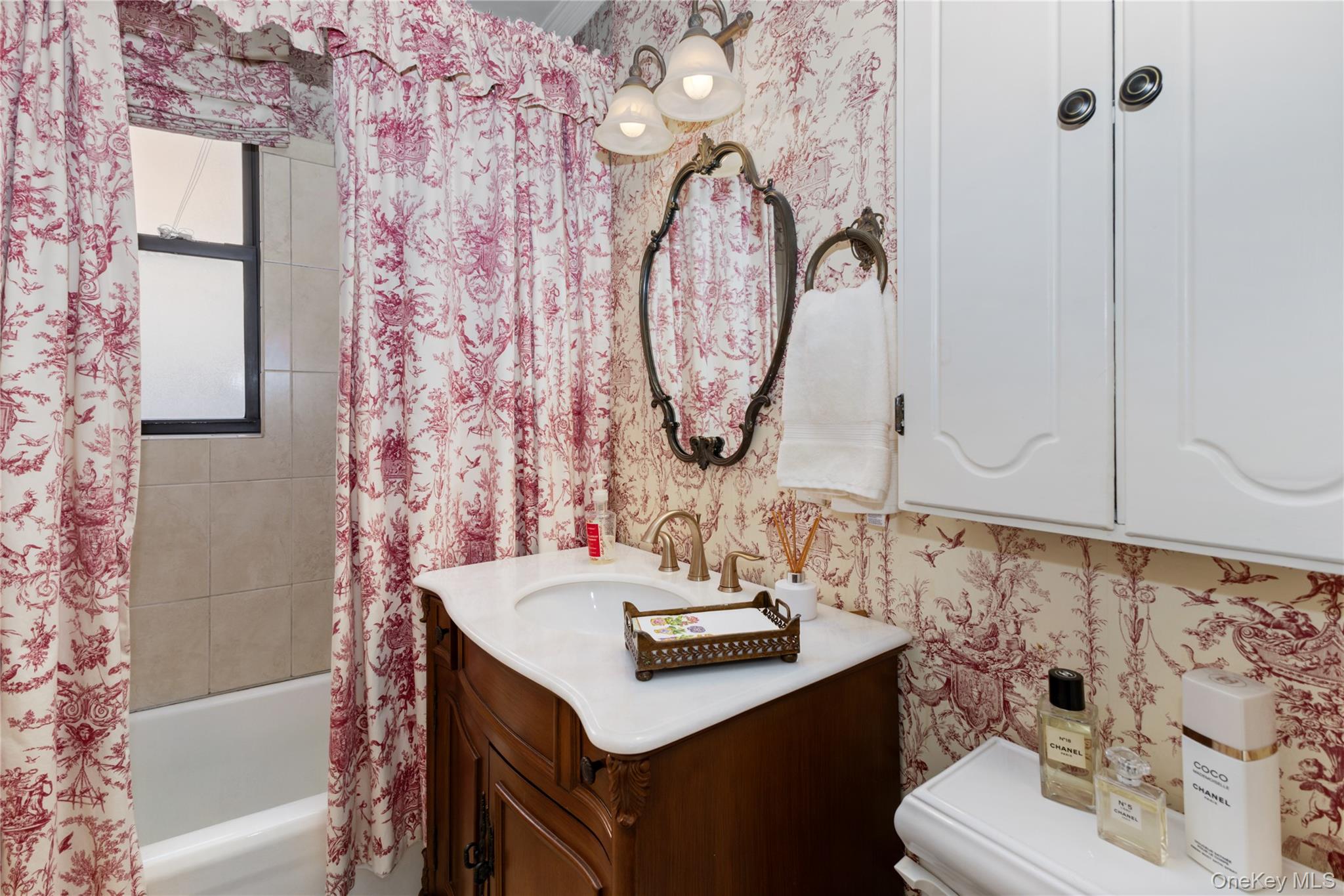 #18 photo, 35 Parkview Avenue, Bronxville , NY 10708