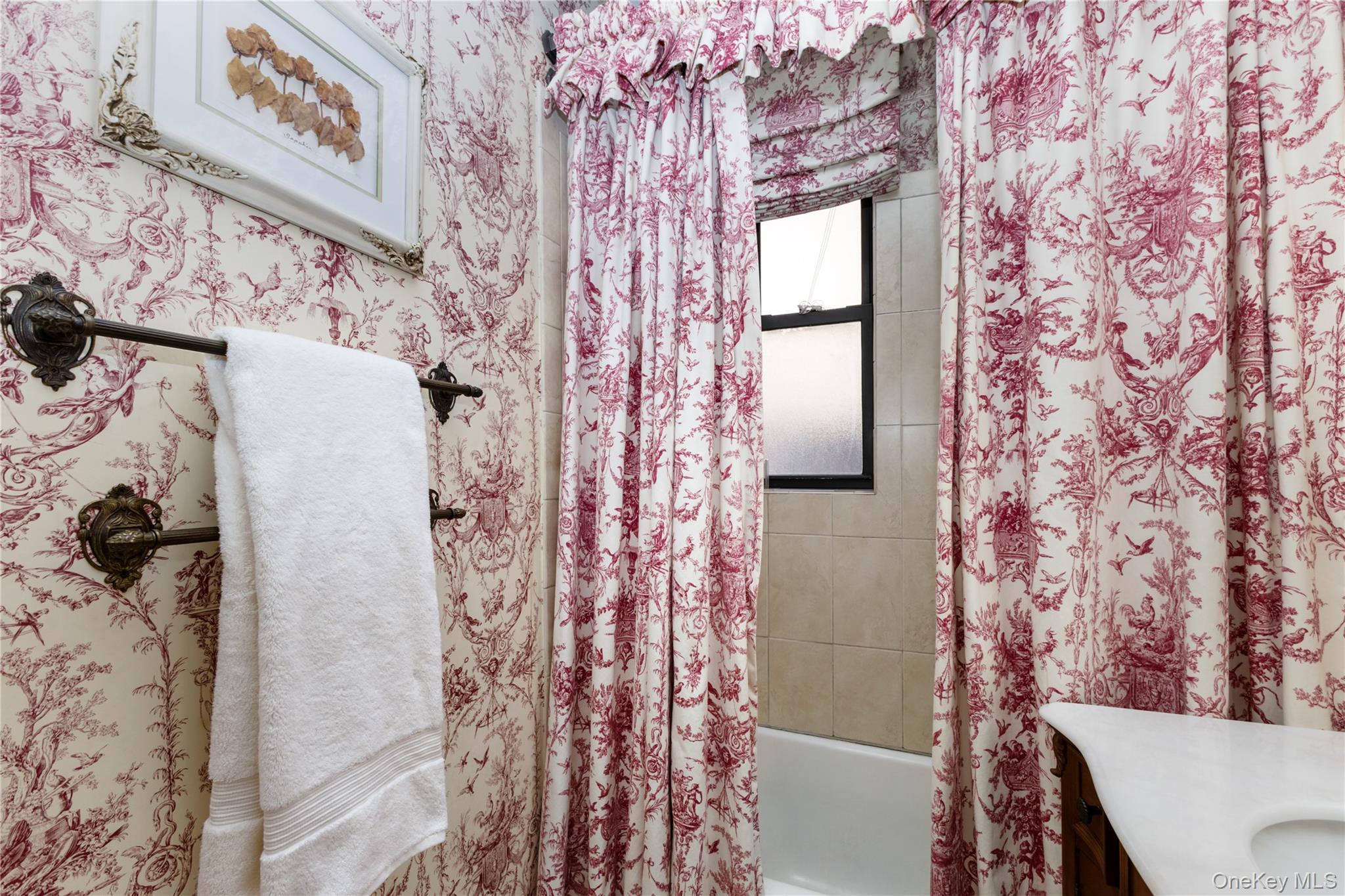 #19 photo, 35 Parkview Avenue, Bronxville , NY 10708