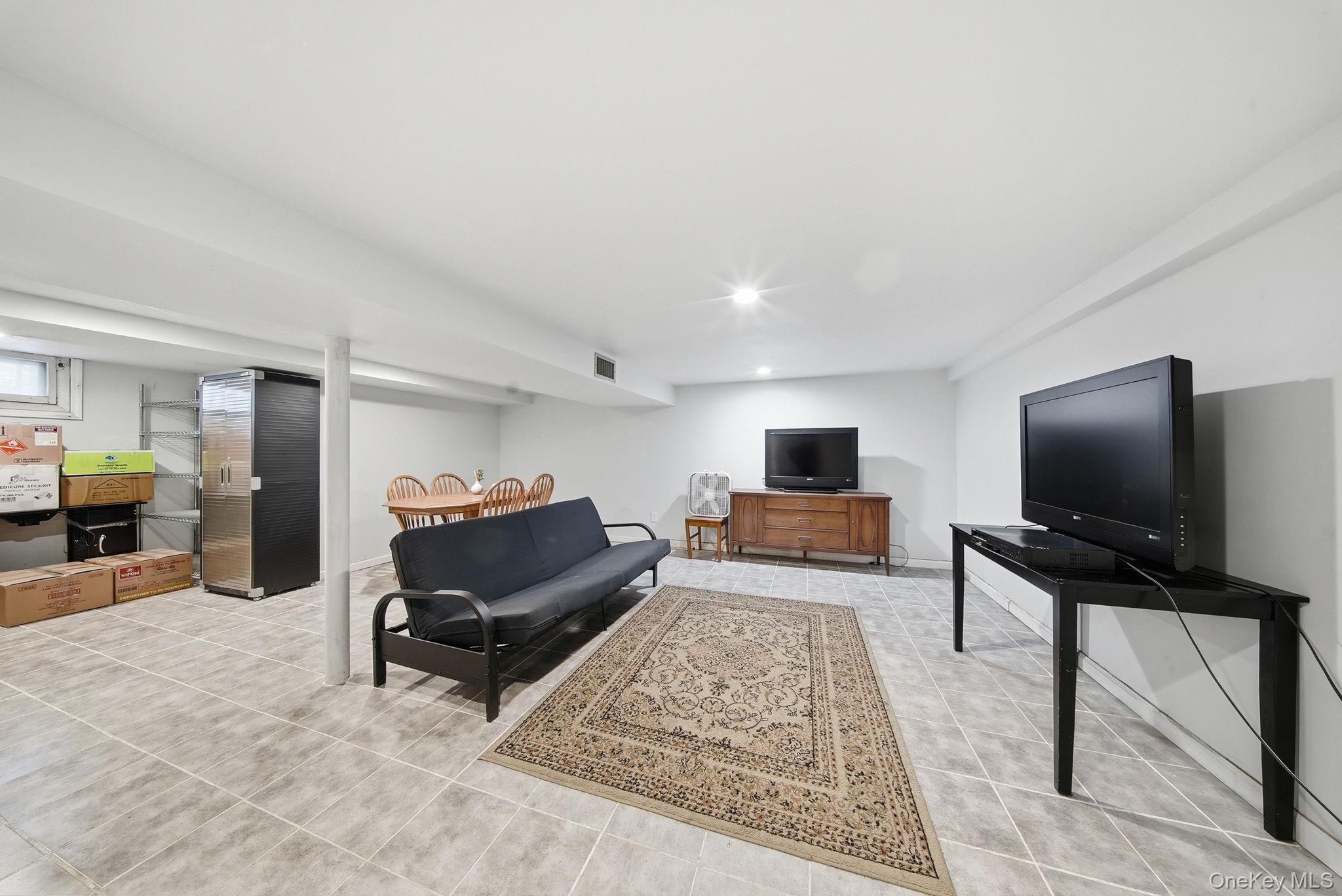 #17 photo, 36 Vincent Drive, Middletown , NY 10940