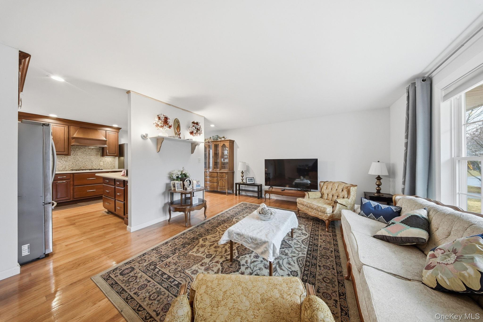 #4 photo, 36 Vincent Drive, Middletown , NY 10940