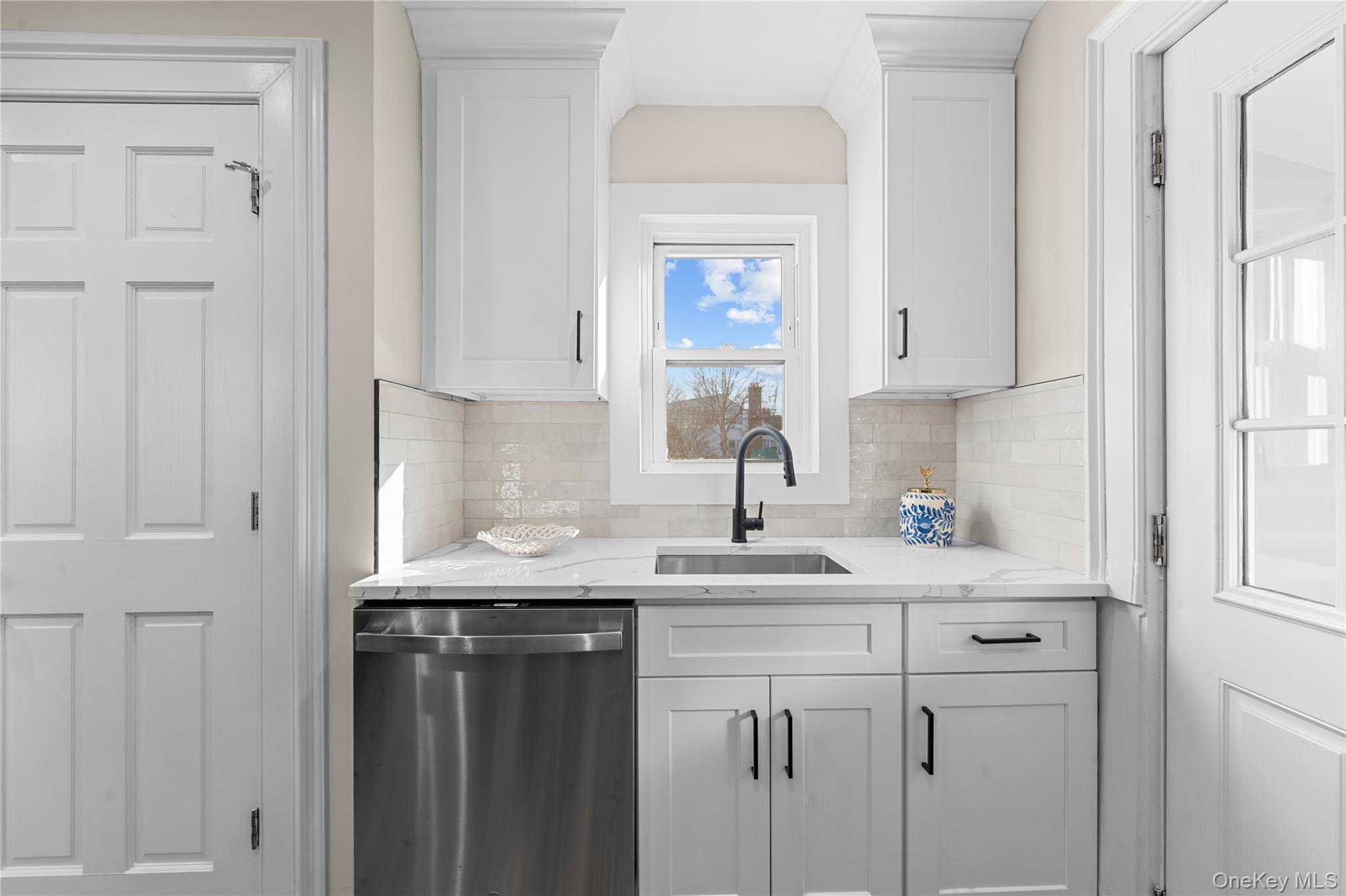 #19 photo, 2858 Cherry Court, নাসাউ কাউন্টি Oceanside , NY 11572