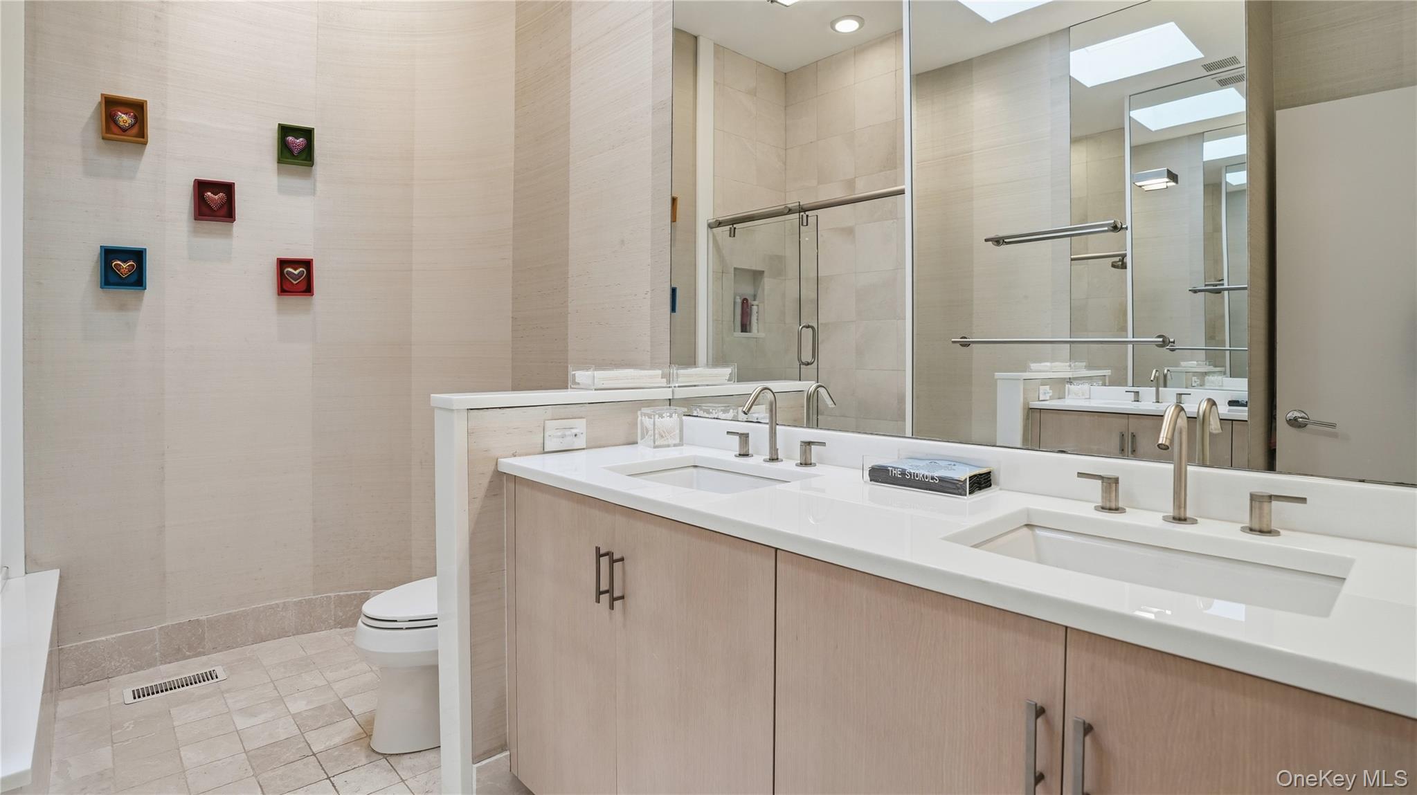 #17 photo, 15 Blueberry Lane, Quogue , NY 11959