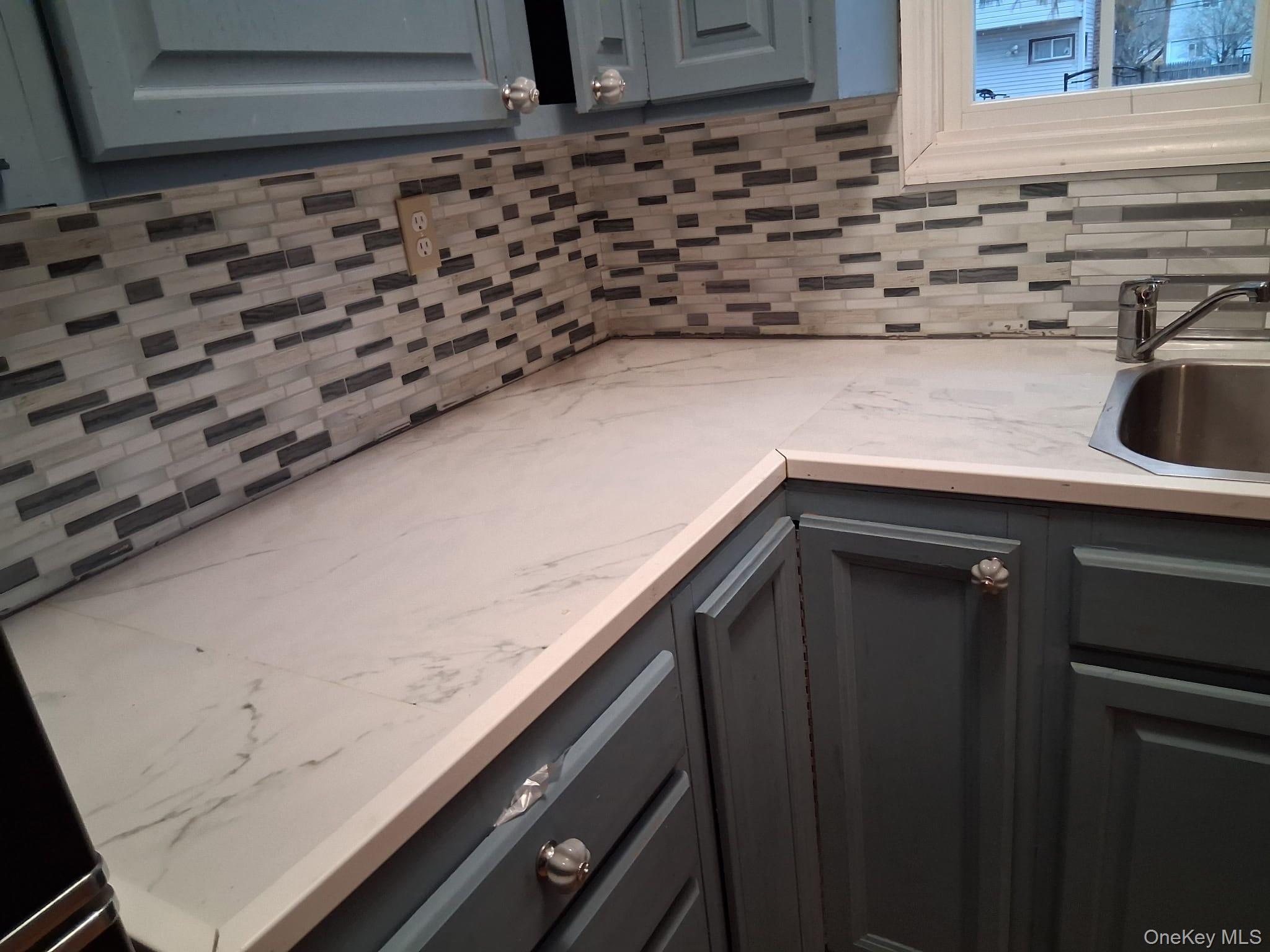 #3 photo, 29 Hickory Street, מחוז סאפוק Central Islip , NY 11722