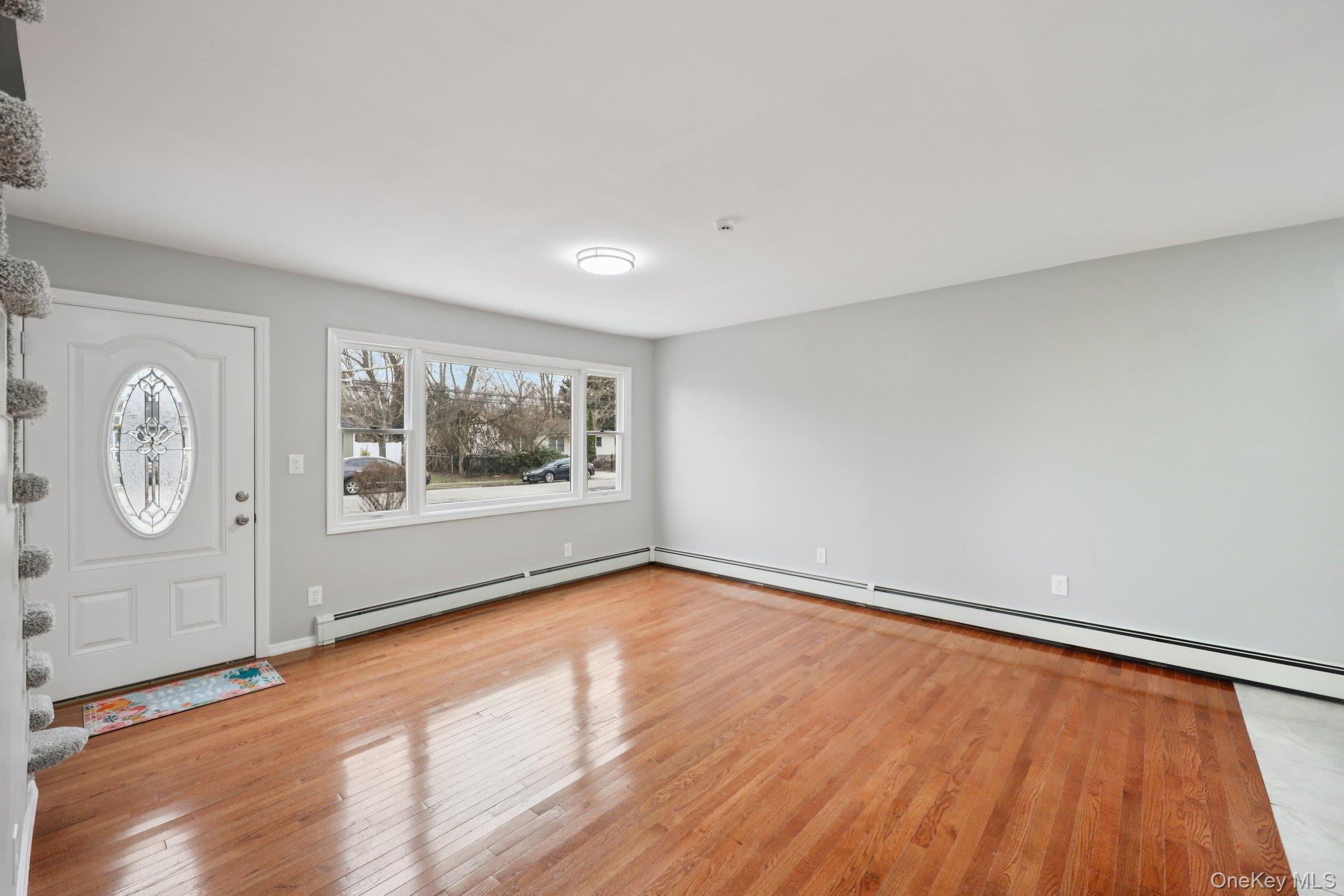 #5 photo, 33 E Cherry Street, Central Islip , NY 11722