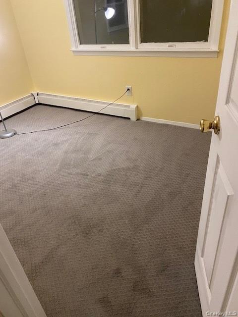 #17 photo, 112 Gun Lane, Levittown , NY 11756