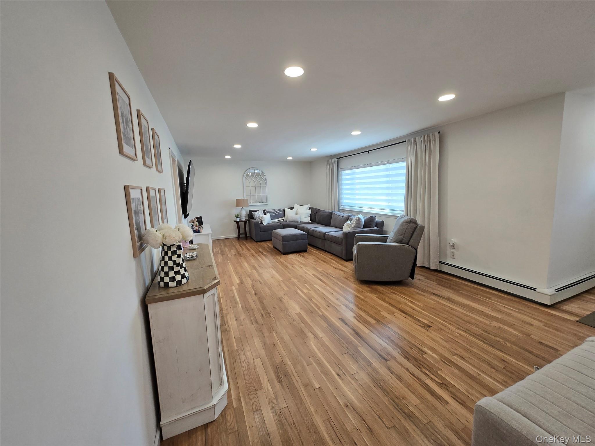 #3 photo, 215 Terry Road, Smithtown , NY 11787