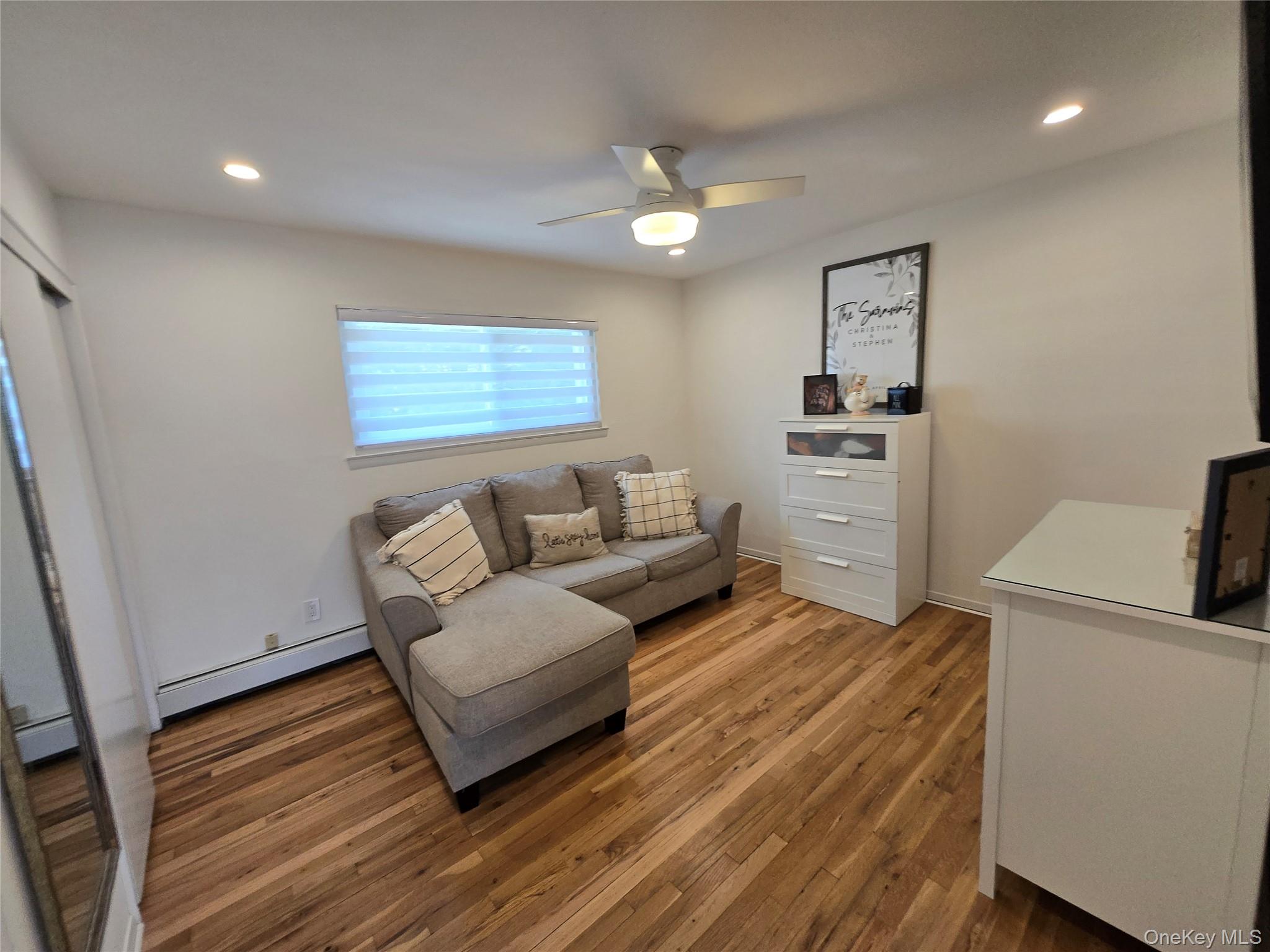 #4 photo, 215 Terry Road, Smithtown , NY 11787