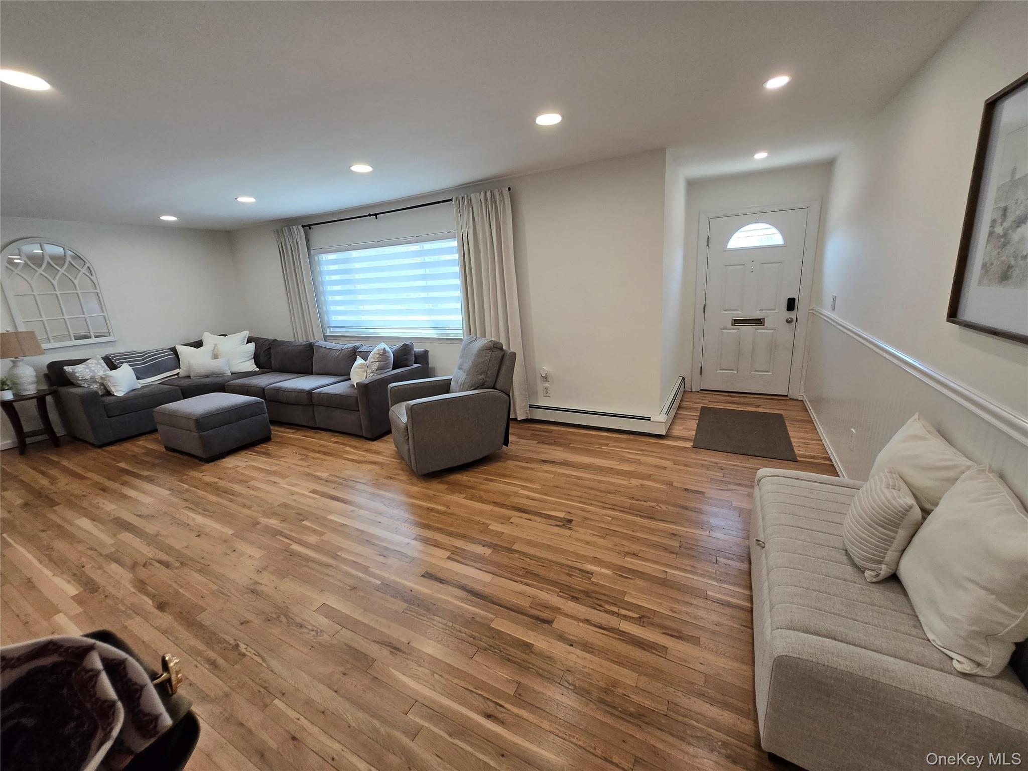 #7 photo, 215 Terry Road, Smithtown , NY 11787