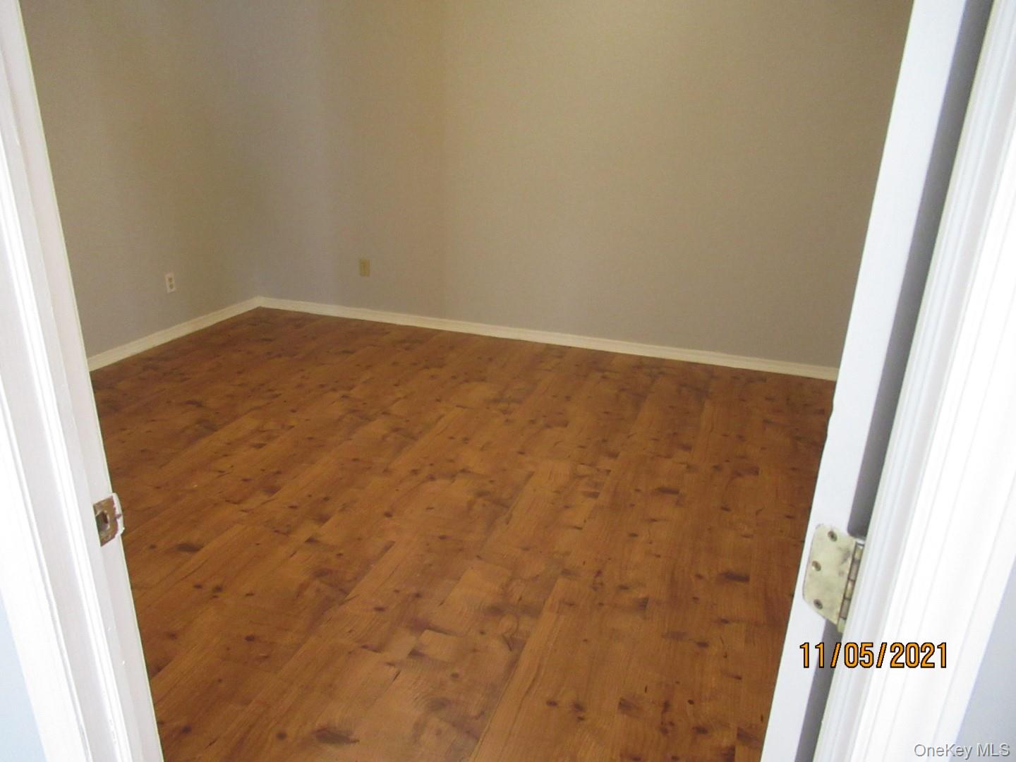 #10 photo, 6091 54th Street, Maspeth , NY 11378