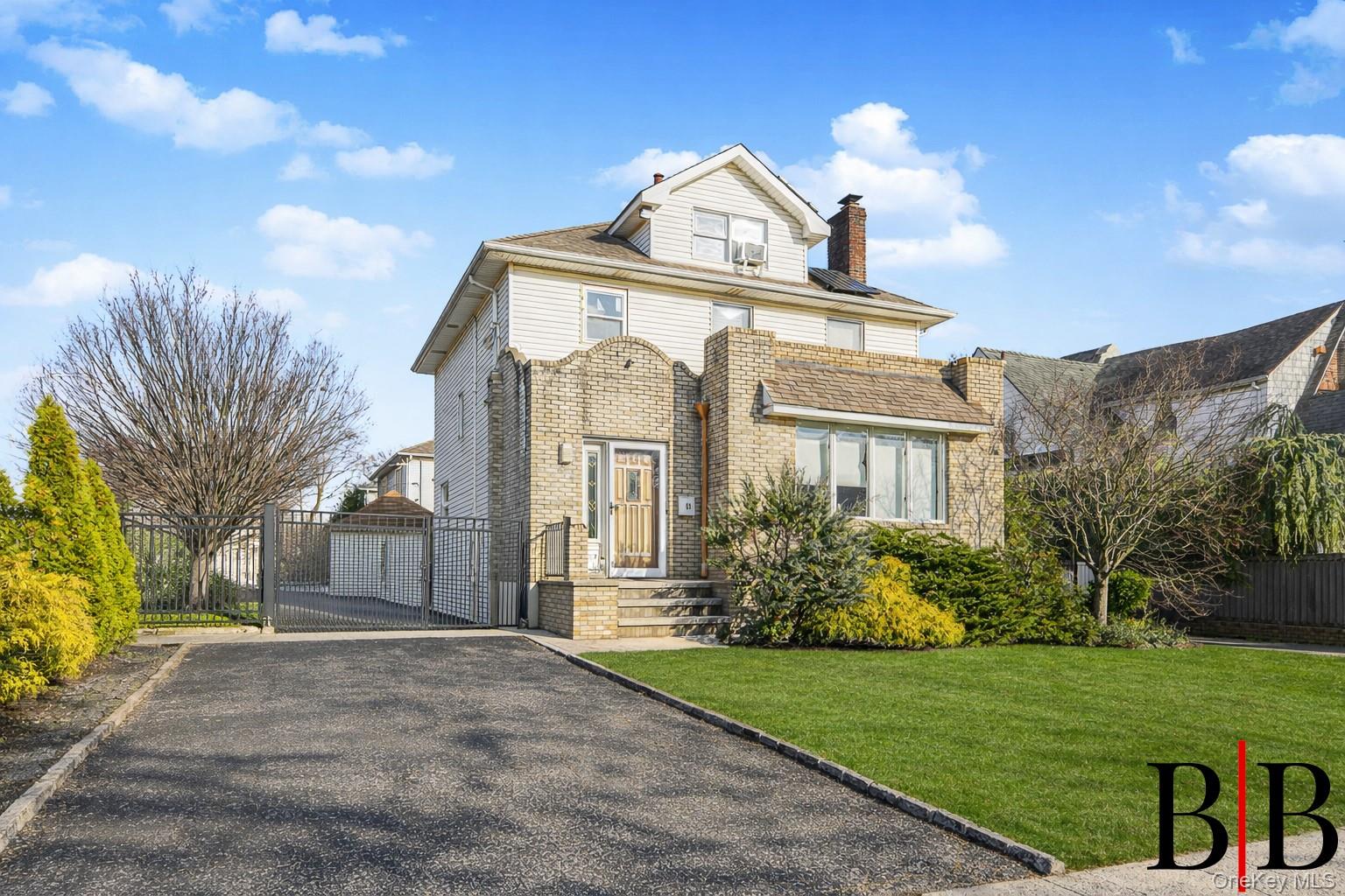 #2 photo, 69 Crystal Avenue, Staten Island , NY 10302