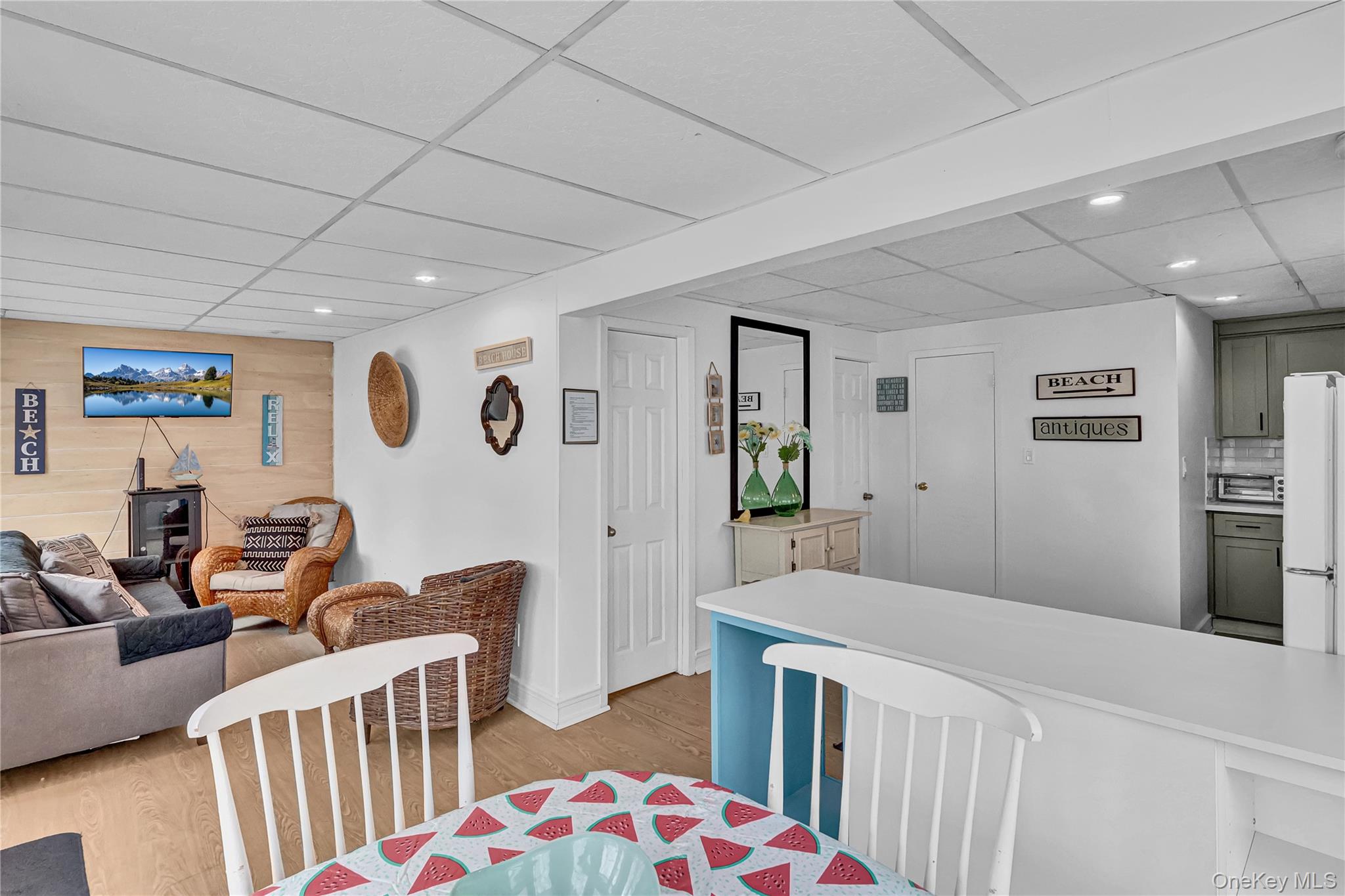 #12 photo, 21 Cottage Road, Baiting Hollow , NY 11933