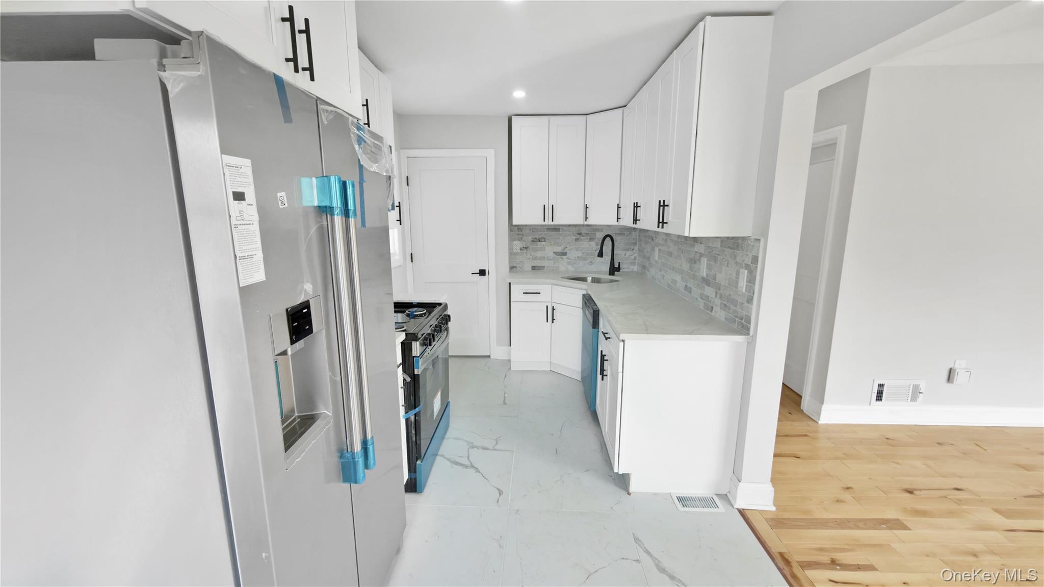 #19 photo, 27 Sewell Street, Hempstead , NY 11550