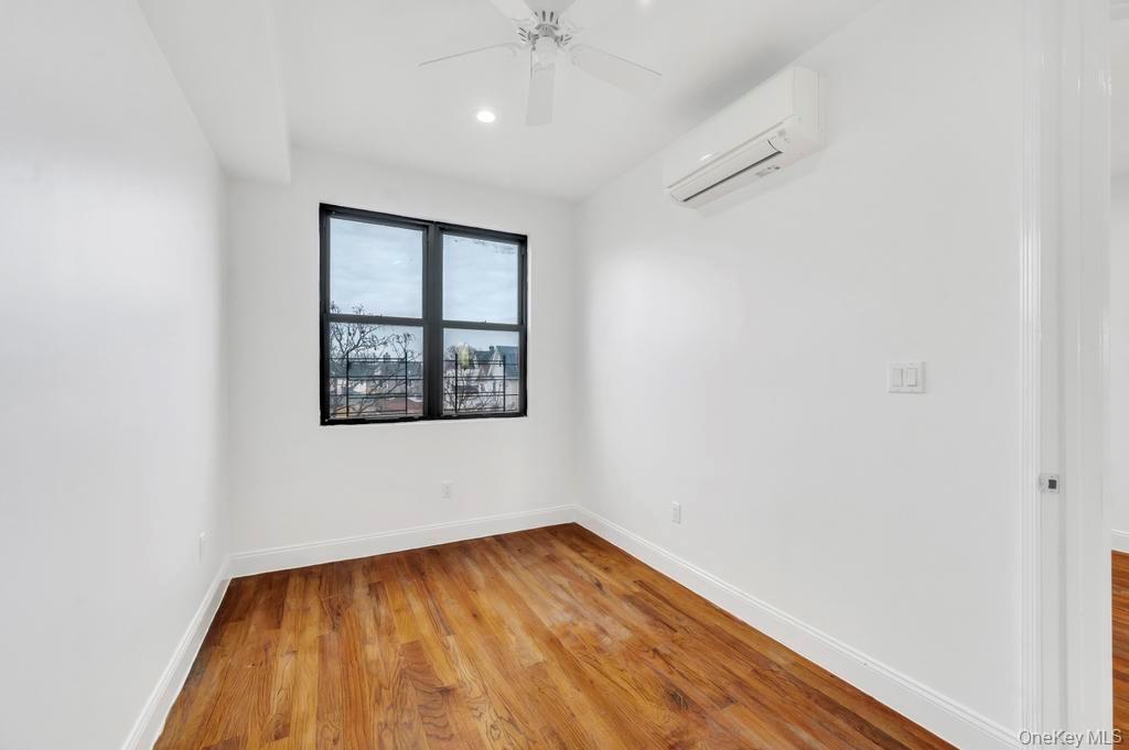 #6 photo, 125-11 101st Avenue, Richmond Hill S. , NY 11419