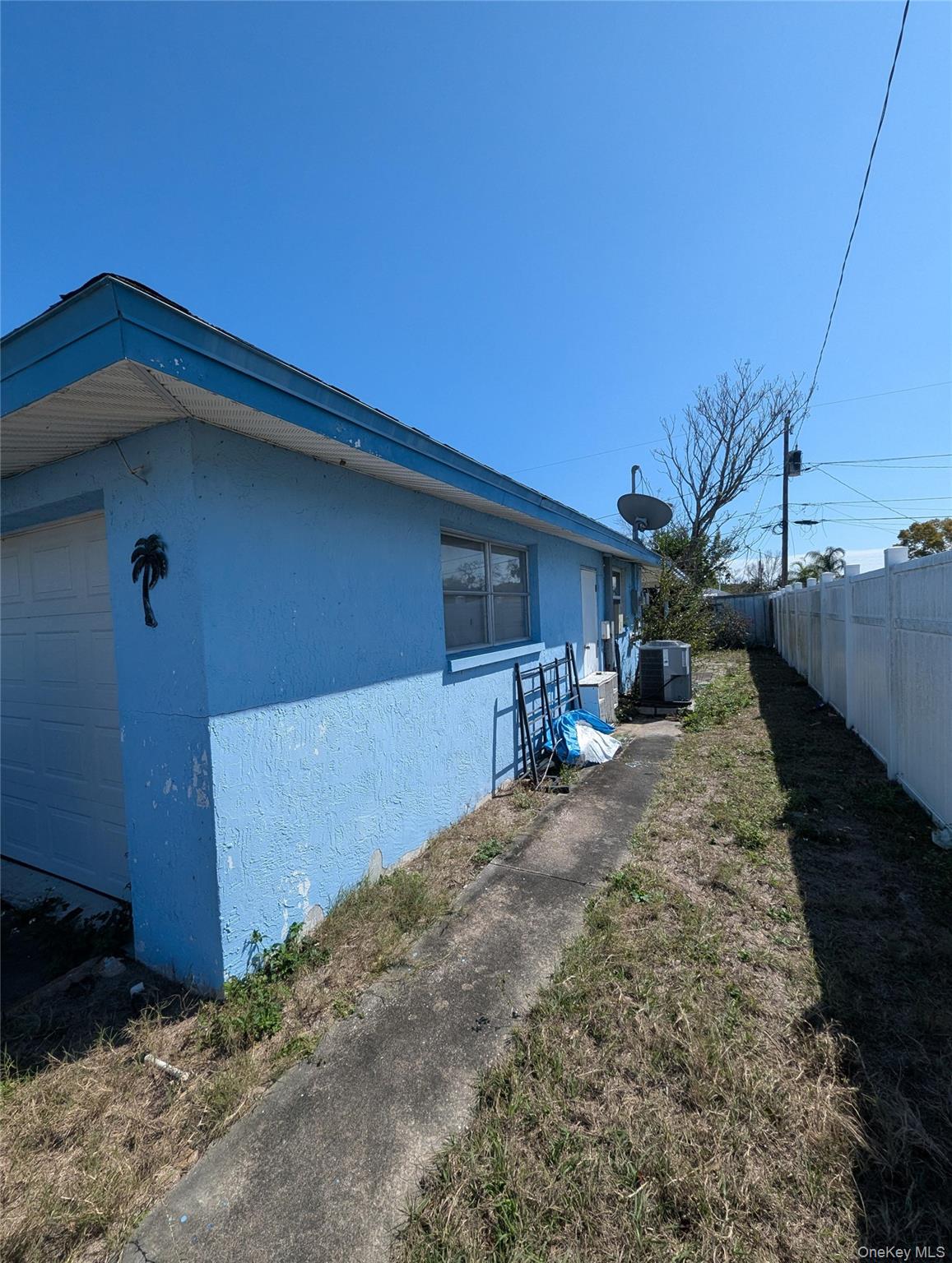 #3 photo, 7416 Star Dust Drive, Glen Cove , NY 34668