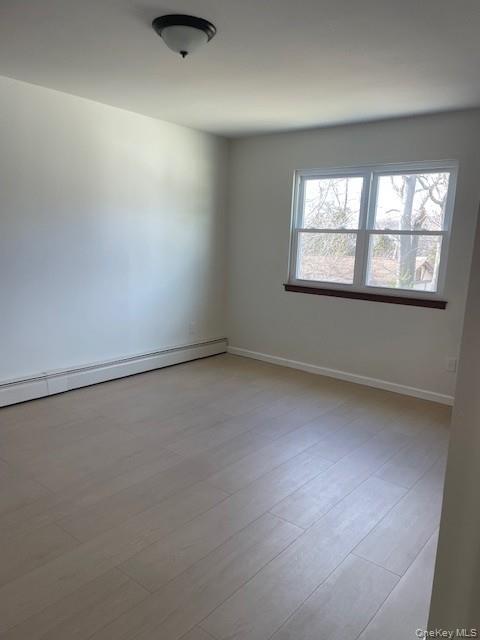 #6 photo, 8 Deans Lane, Bayville , NY 11709