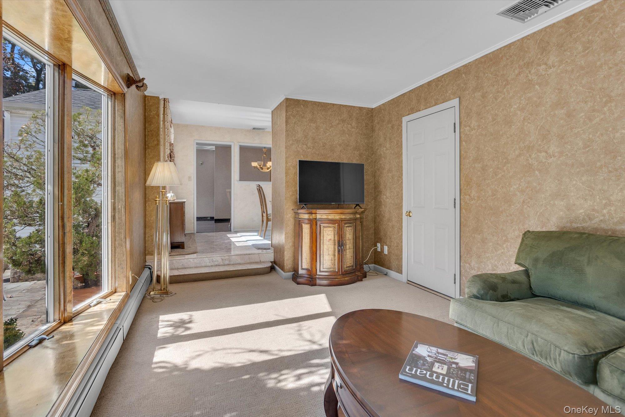 #12 photo, 14 Yeoman Drive, מחוז סאפוק East Northport , NY 11731