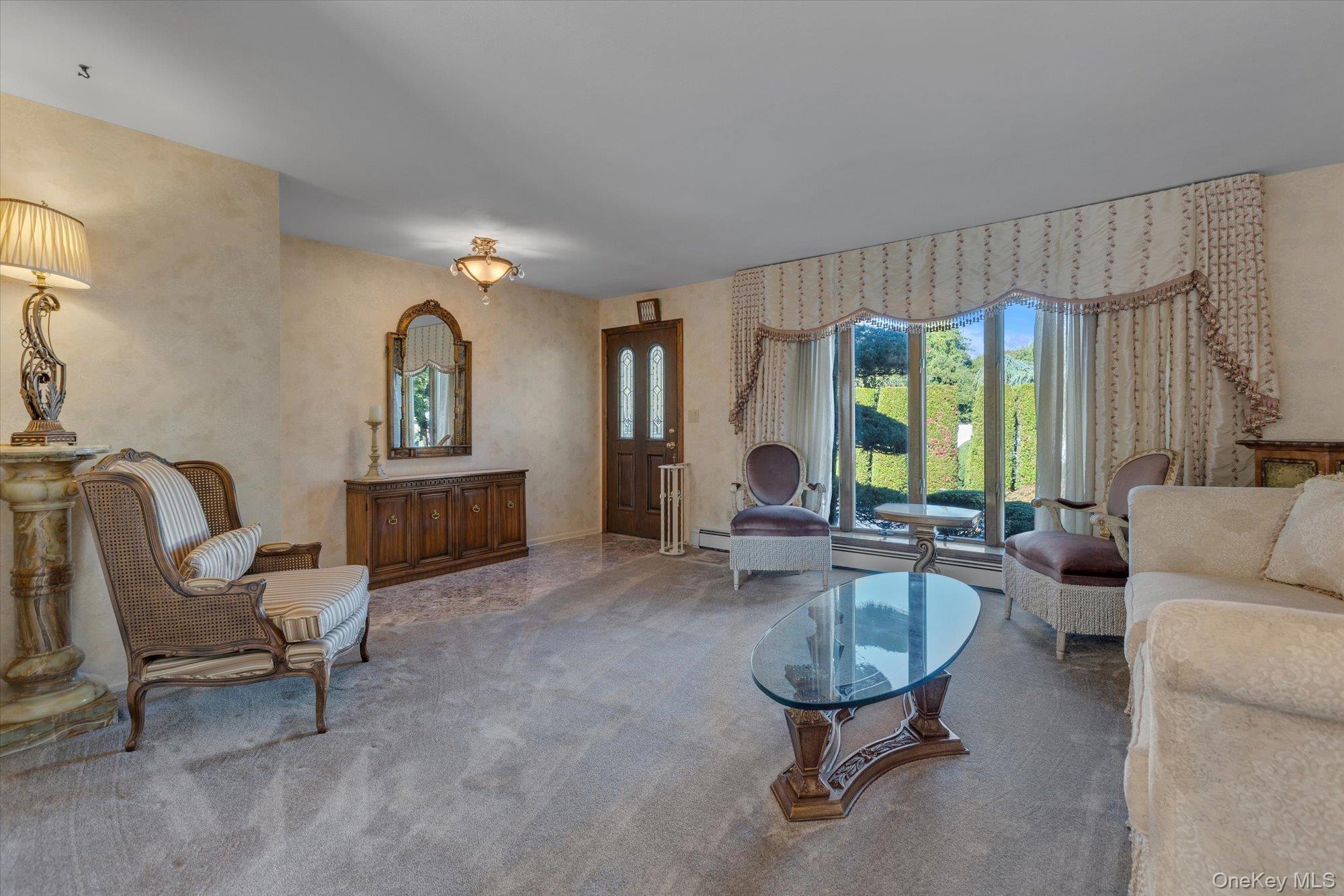 #6 photo, 14 Yeoman Drive, מחוז סאפוק East Northport , NY 11731