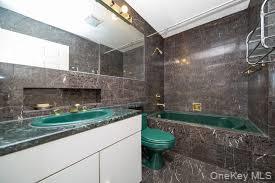 #17 photo, 4231 Colden Street, Flushing , NY 11355