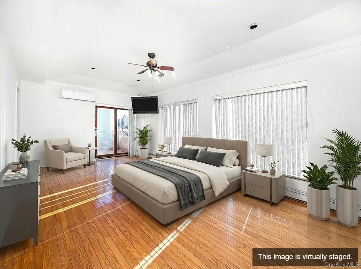 #3 photo, 4231 Colden Street, Flushing , NY 11355