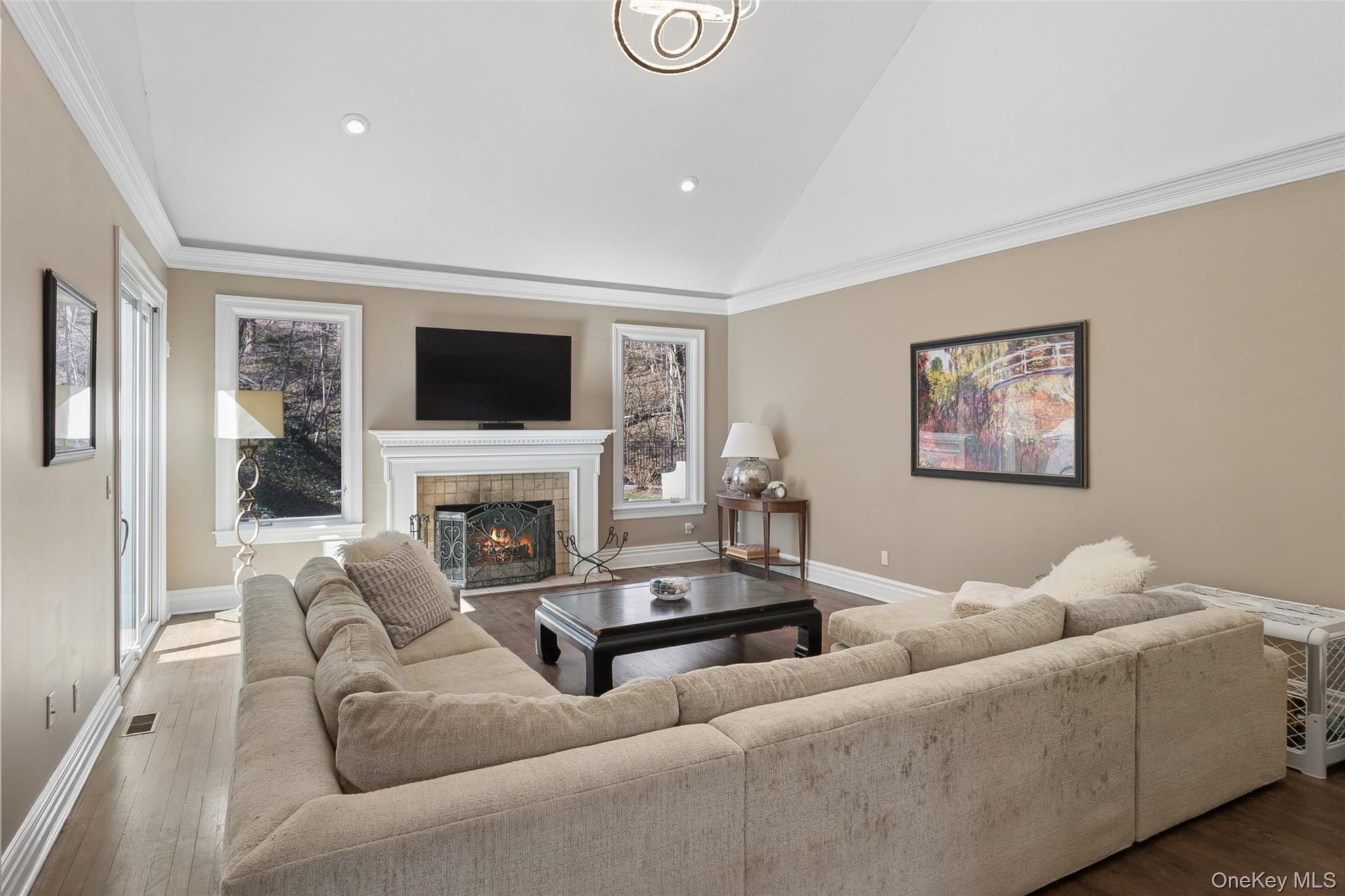 #14 photo, 1550 Laurel Hollow Road, Laurel Hollow , NY 11791