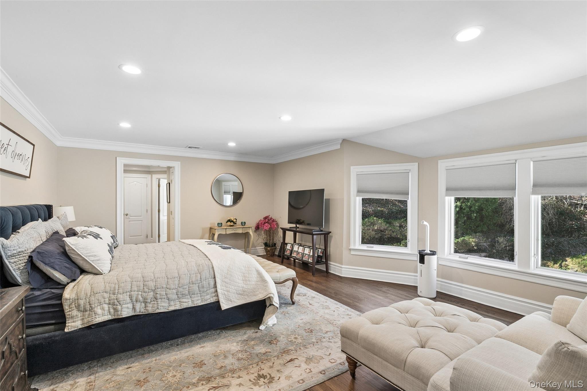 #16 photo, 1550 Laurel Hollow Road, Laurel Hollow , NY 11791