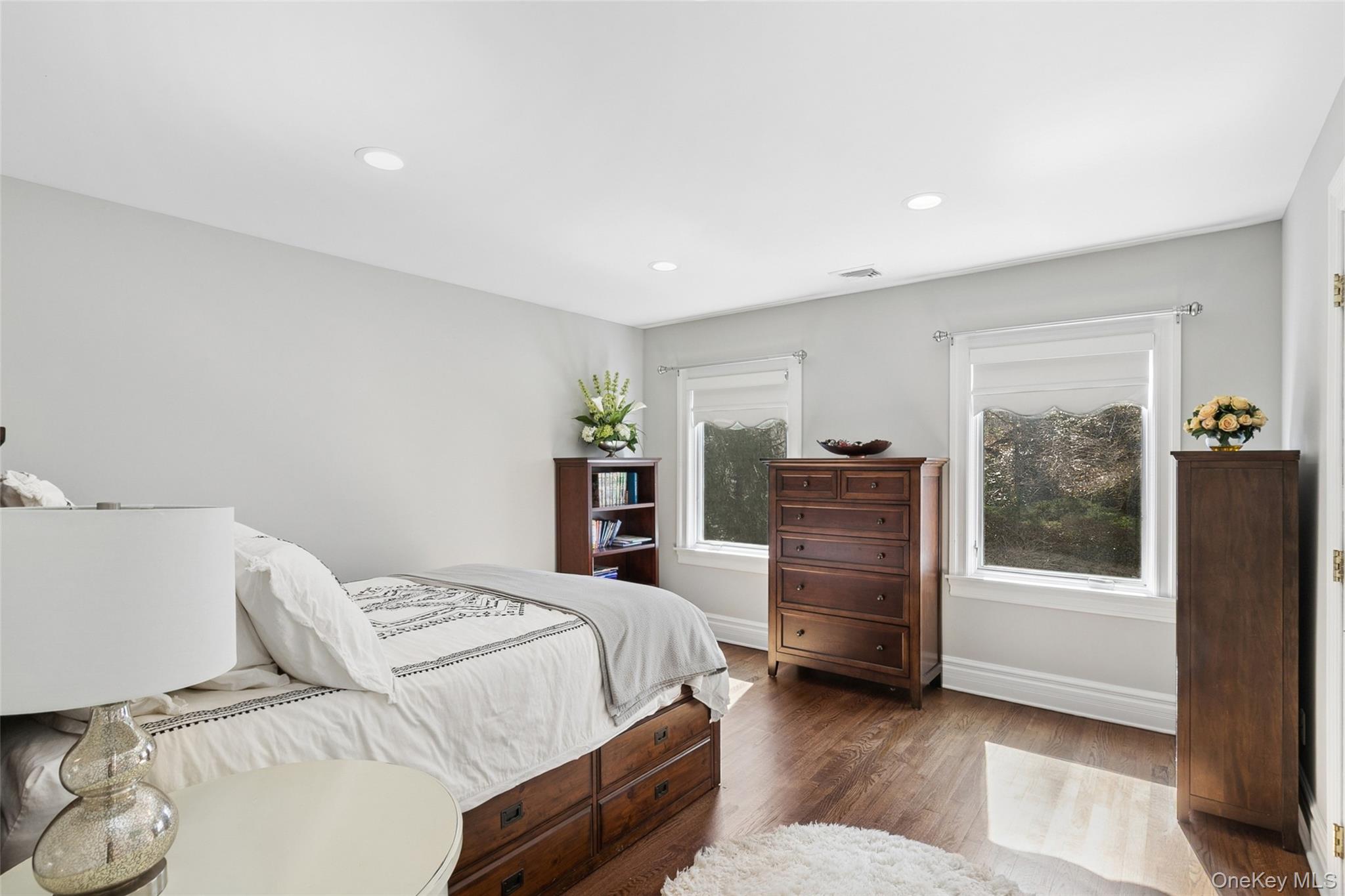 #19 photo, 1550 Laurel Hollow Road, Laurel Hollow , NY 11791