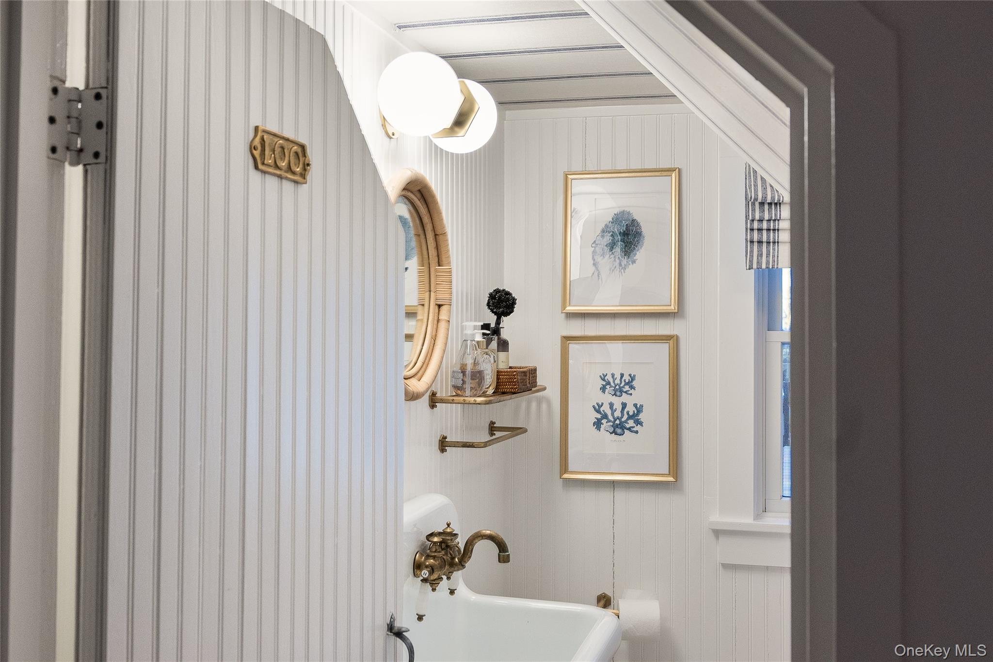 #19 photo, 98 South Road, Westhampton , NY 11977