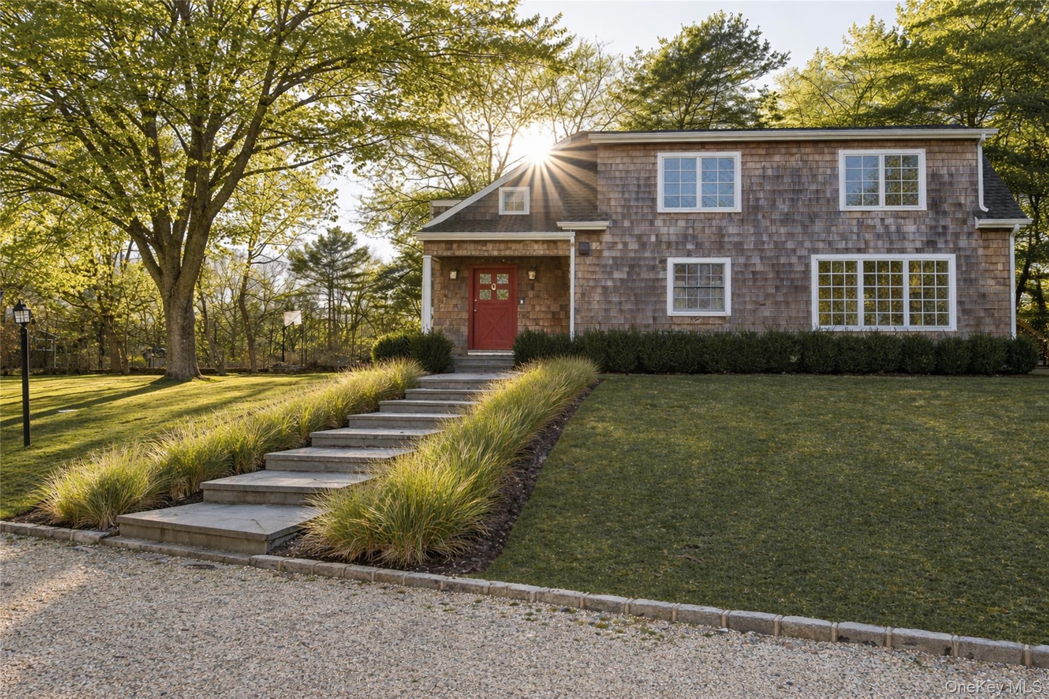 #2 photo, 98 South Road, Westhampton , NY 11977