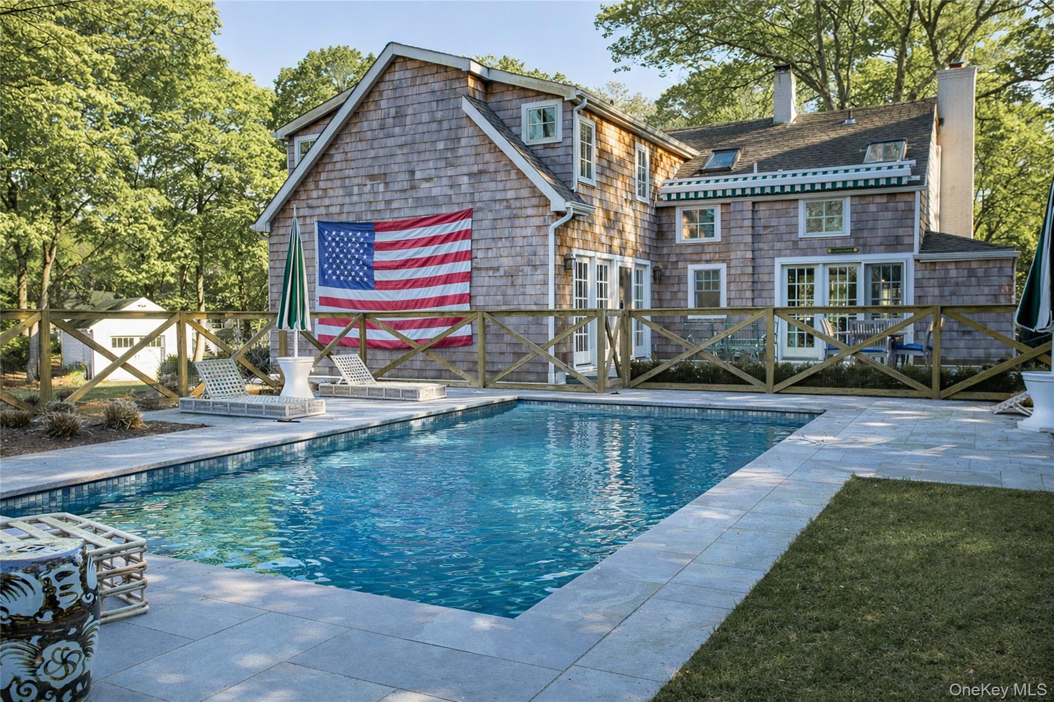 #5 photo, 98 South Road, Westhampton , NY 11977