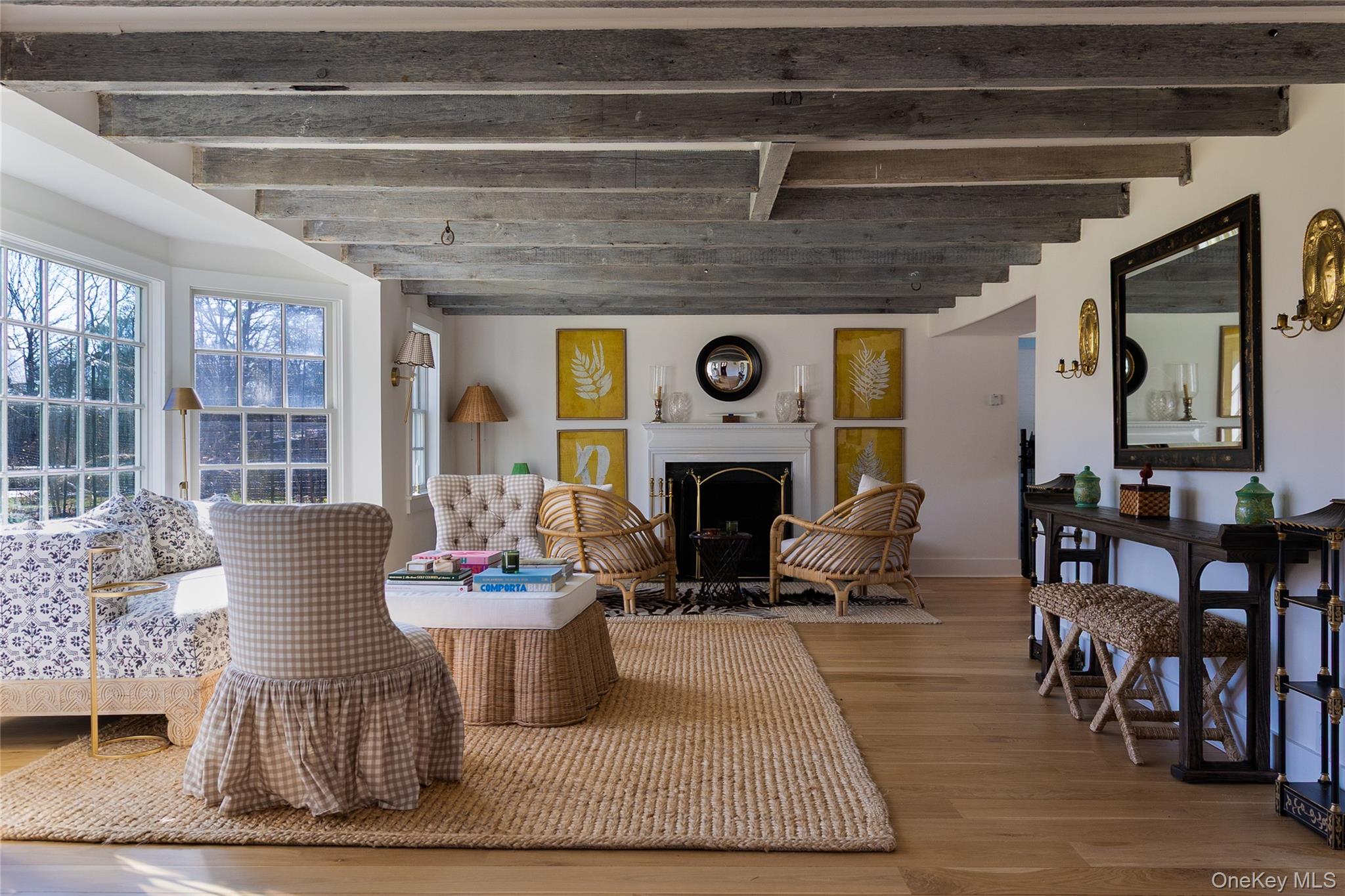 #7 photo, 98 South Road, Westhampton , NY 11977