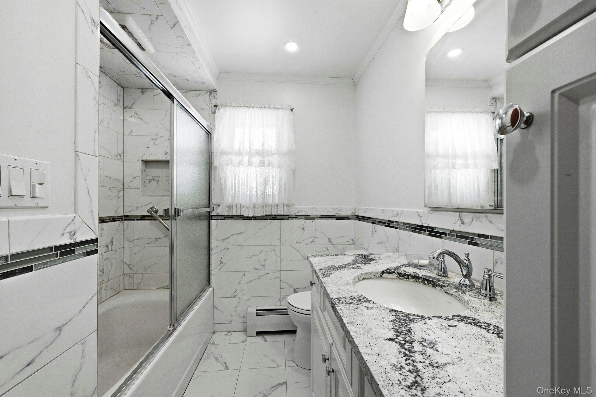 #15 photo, 1028 Thomas Avenue, Нассау ‖ Baldwin , NY 11510