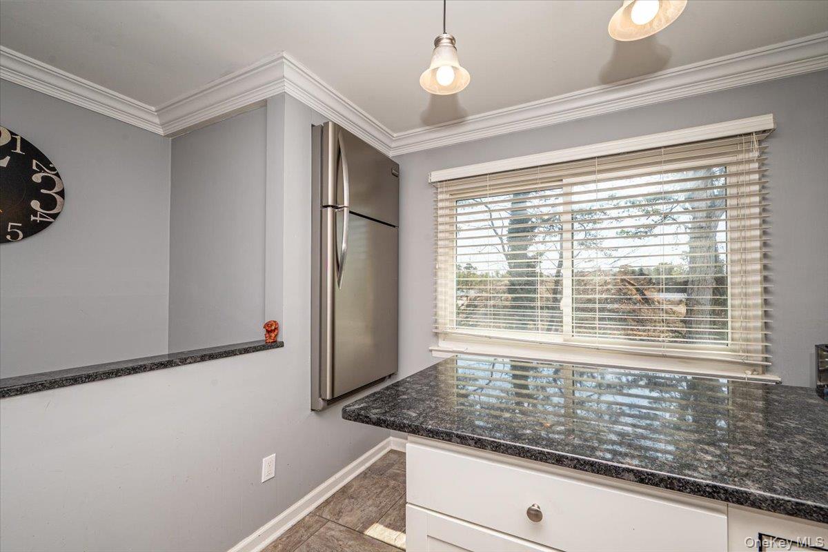 #8 photo, 40 W 4th Street, מחוז סאפוק Patchogue , NY 11772