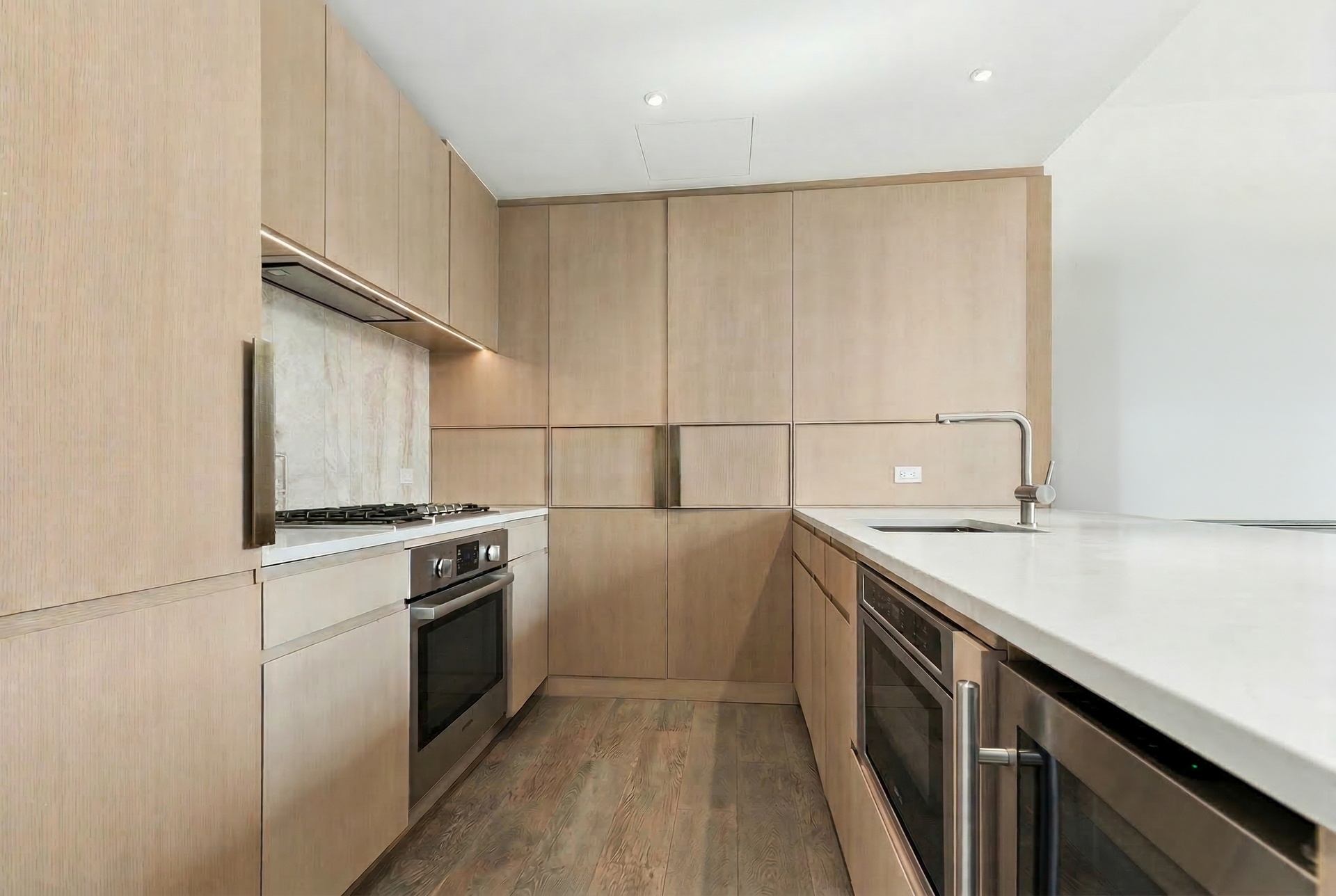 #5 photo, 10 Nevins Street, Downtown Brooklyn , NY 11217