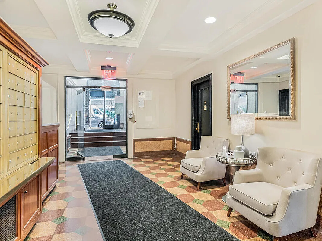 #12 photo, 65 W 95TH Street, Upper West Side , NY 10025